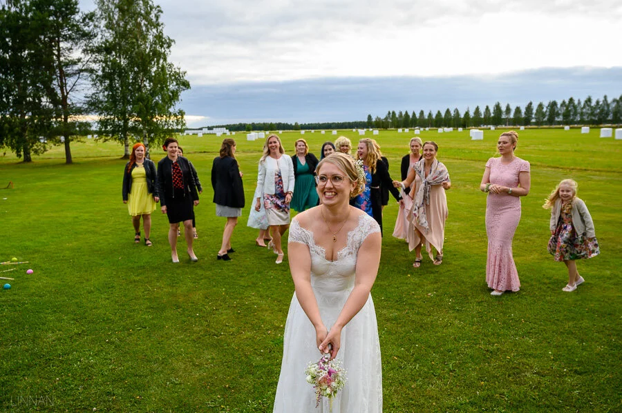 hannuksen-piilopirtti-häät-linnanjuhlakuva-75.jpg