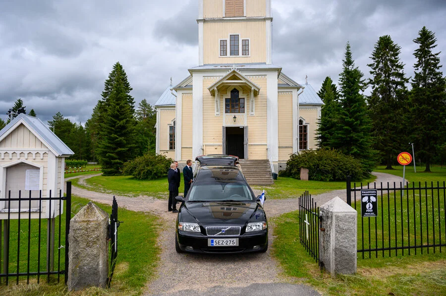 hautajaiset-tyrnävä-1.jpg