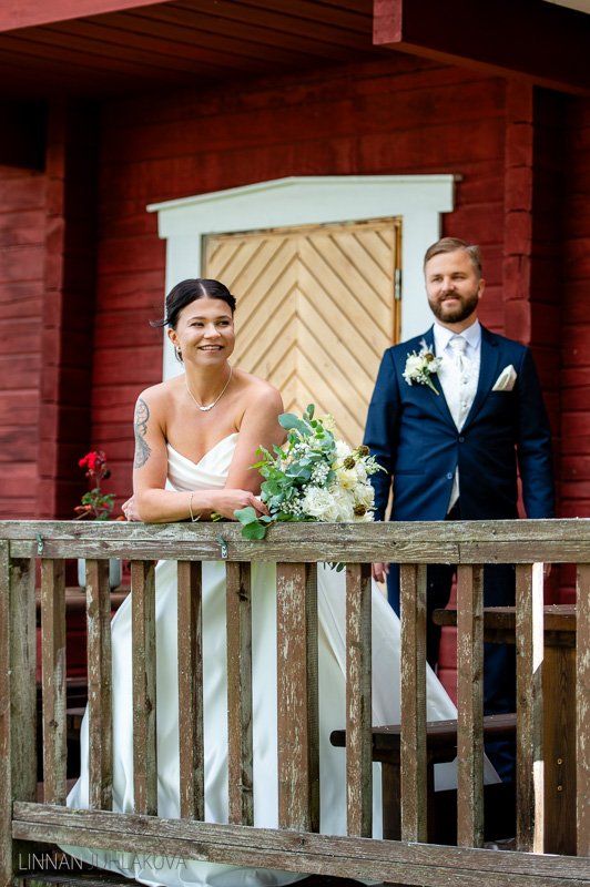 häät-hannuksen-piilopirtti-linnanjuhlakuva-12.jpg