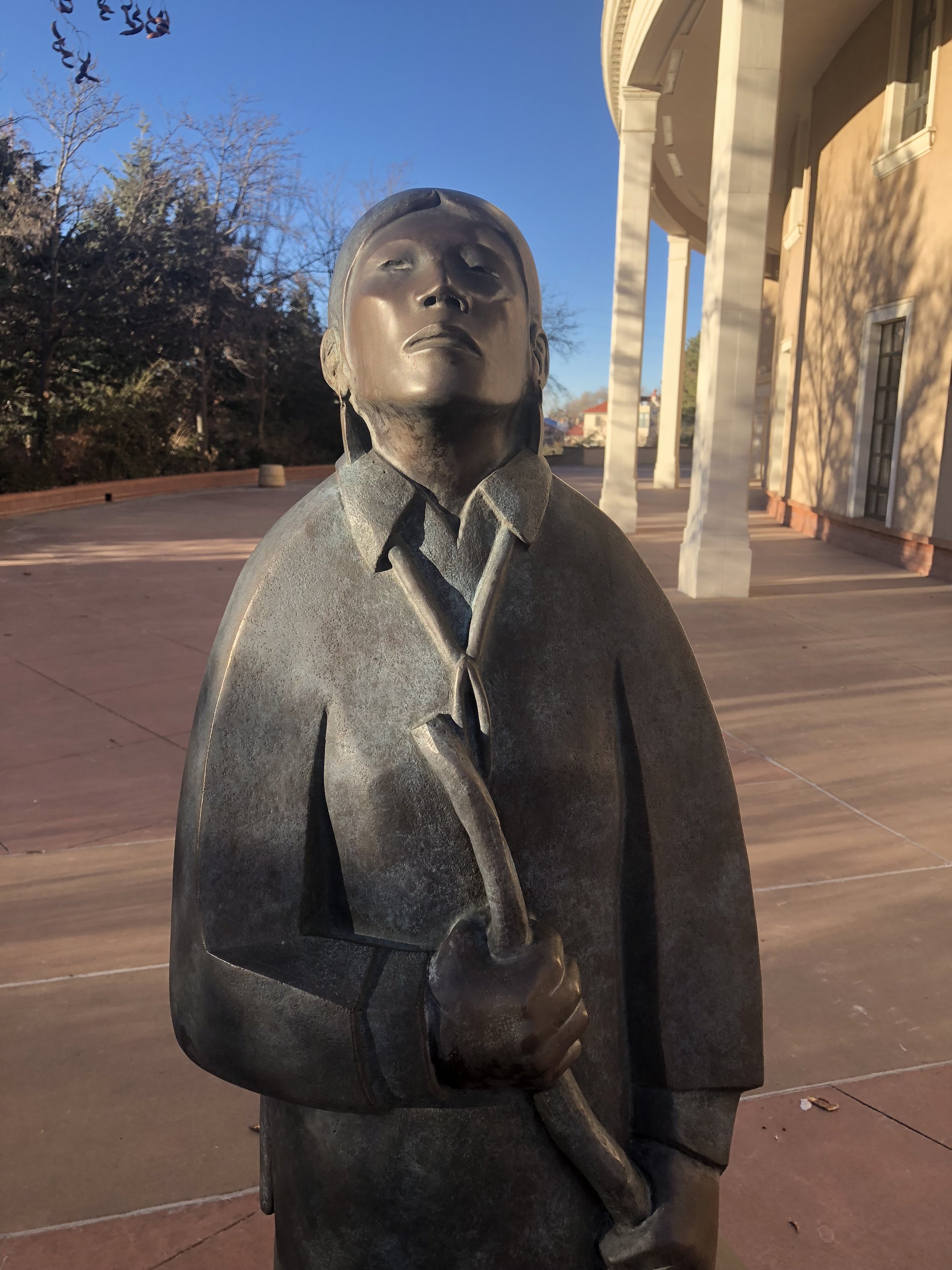  “Raindrops” by Allan Houser Haozous, NM State Capitol 
