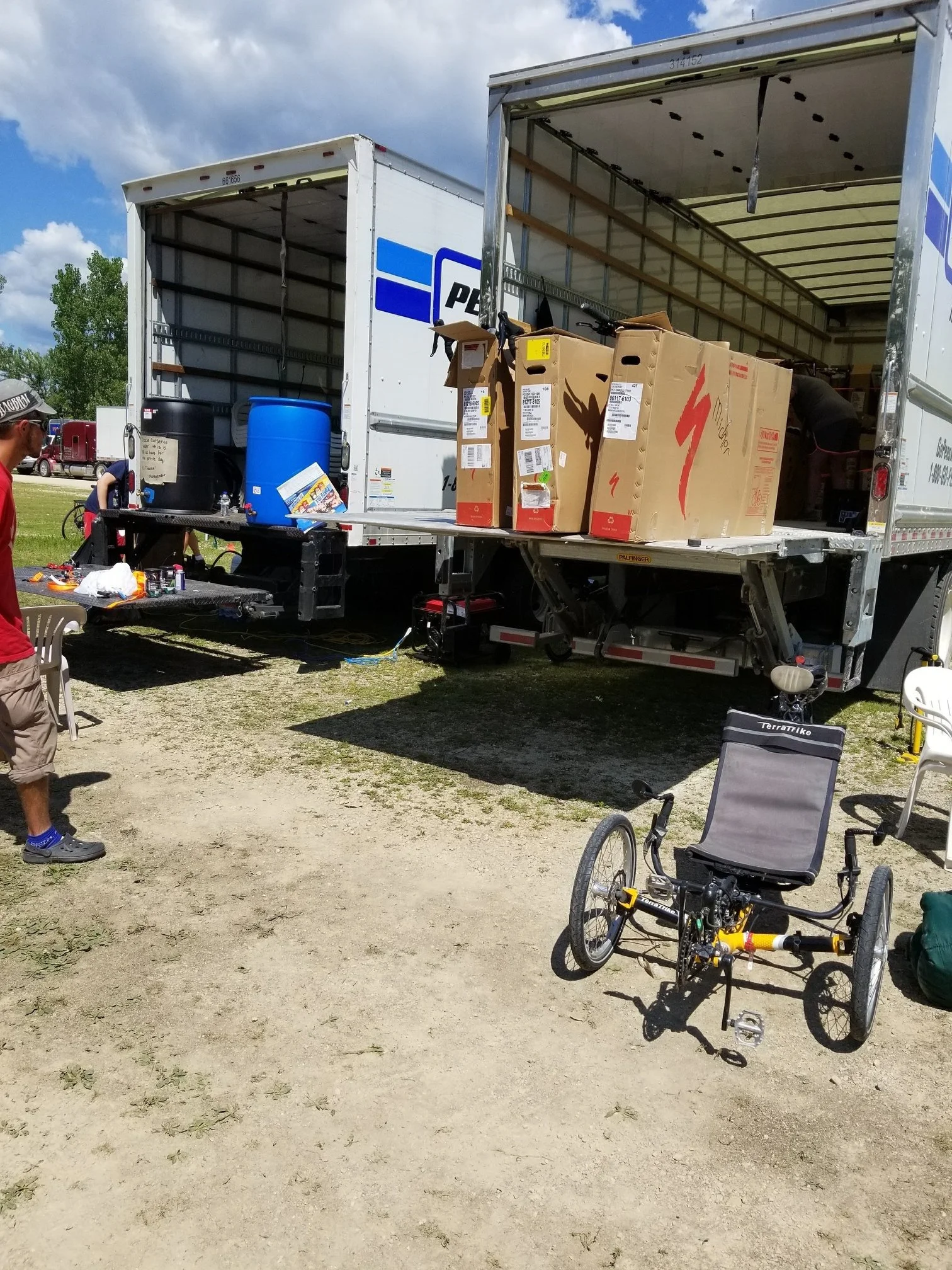 packing up bikes.JPG