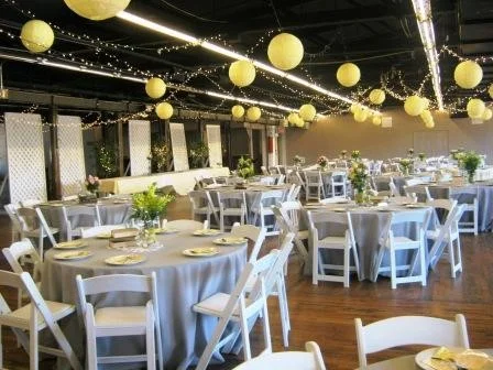 Commerce Civic Center www.commercega.org (706) 335-6417 Located in quaint downtown Commerce, this venue offers unique spaces for any type of event, from corporate meetings to elegant weddings.