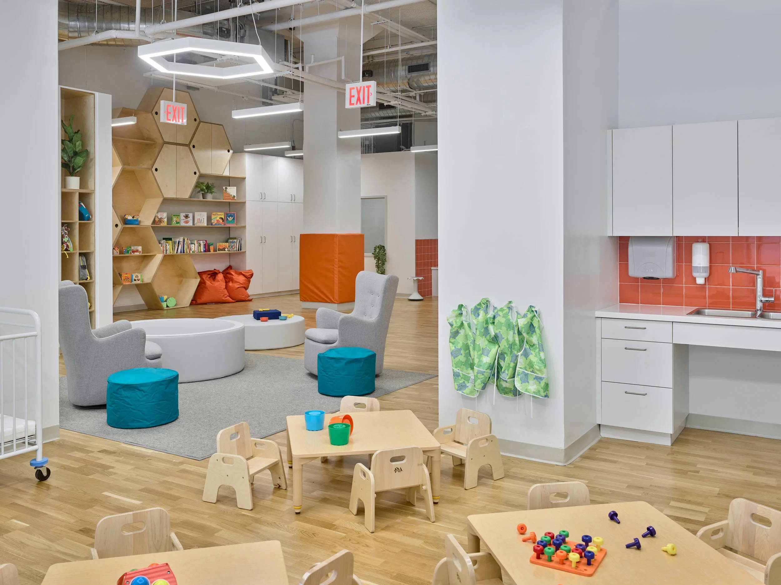 Vivvi - Classroom & Multipurpose Room
