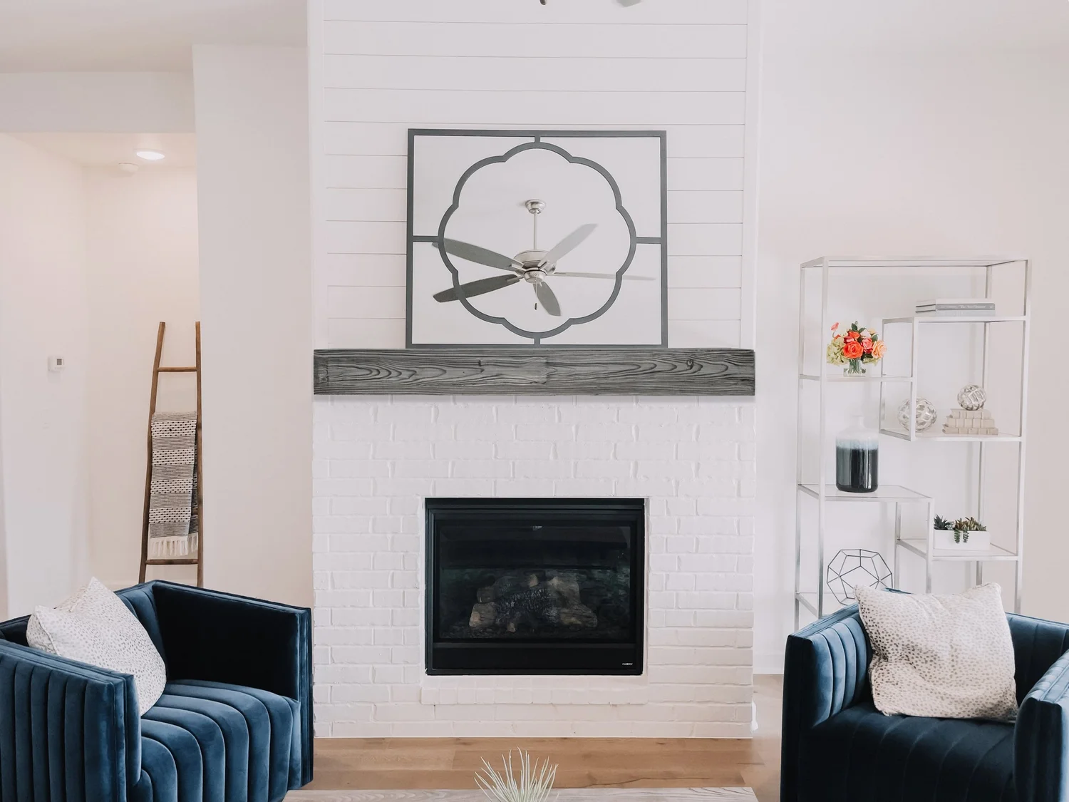 Lexington - Seasoned Teak — Housewarmings