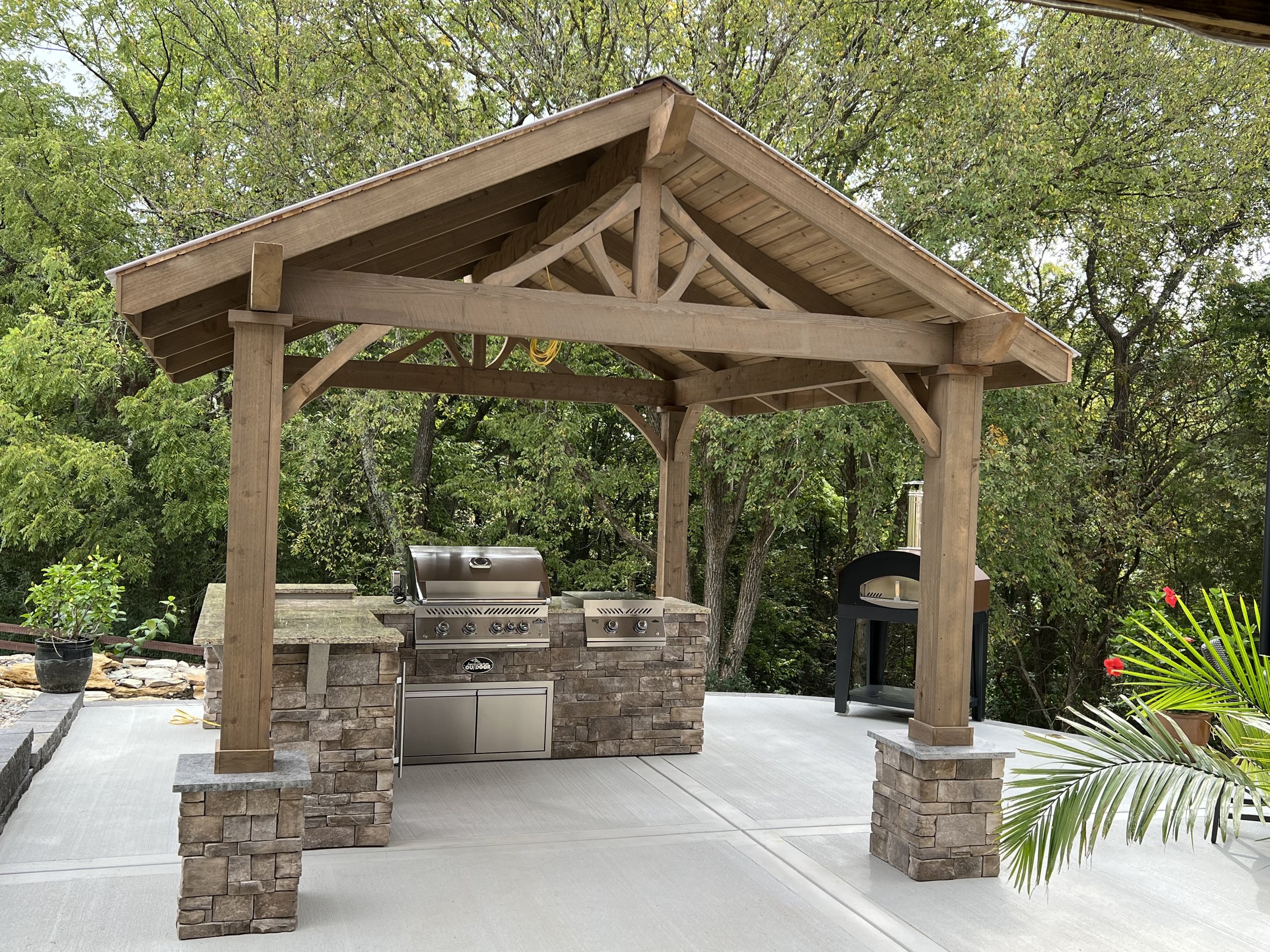 Artisan Pavilion with matching Triple Crown Outdoor Kitchen Island