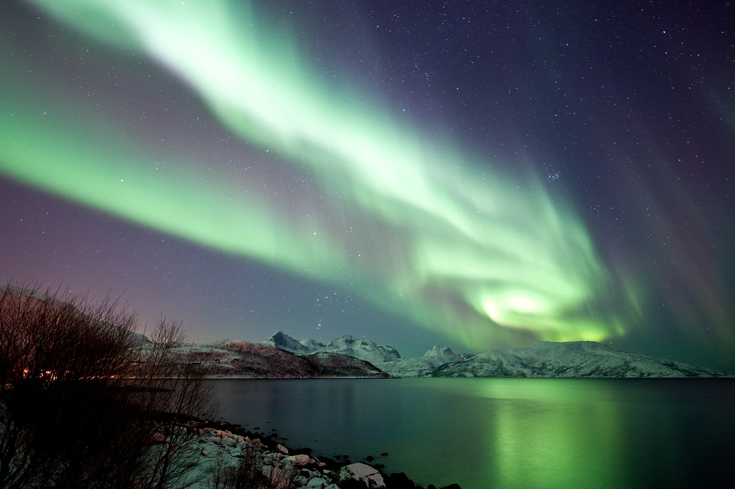 Watch: Breathtaking Canadian Night-Skies