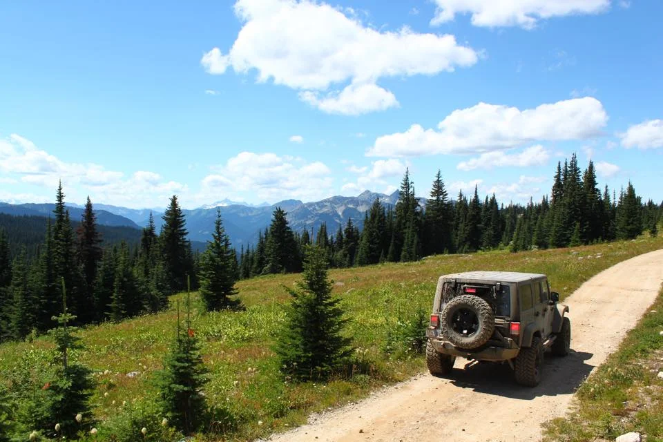 Fun on Four Wheels: BC's Whipsaw Trail