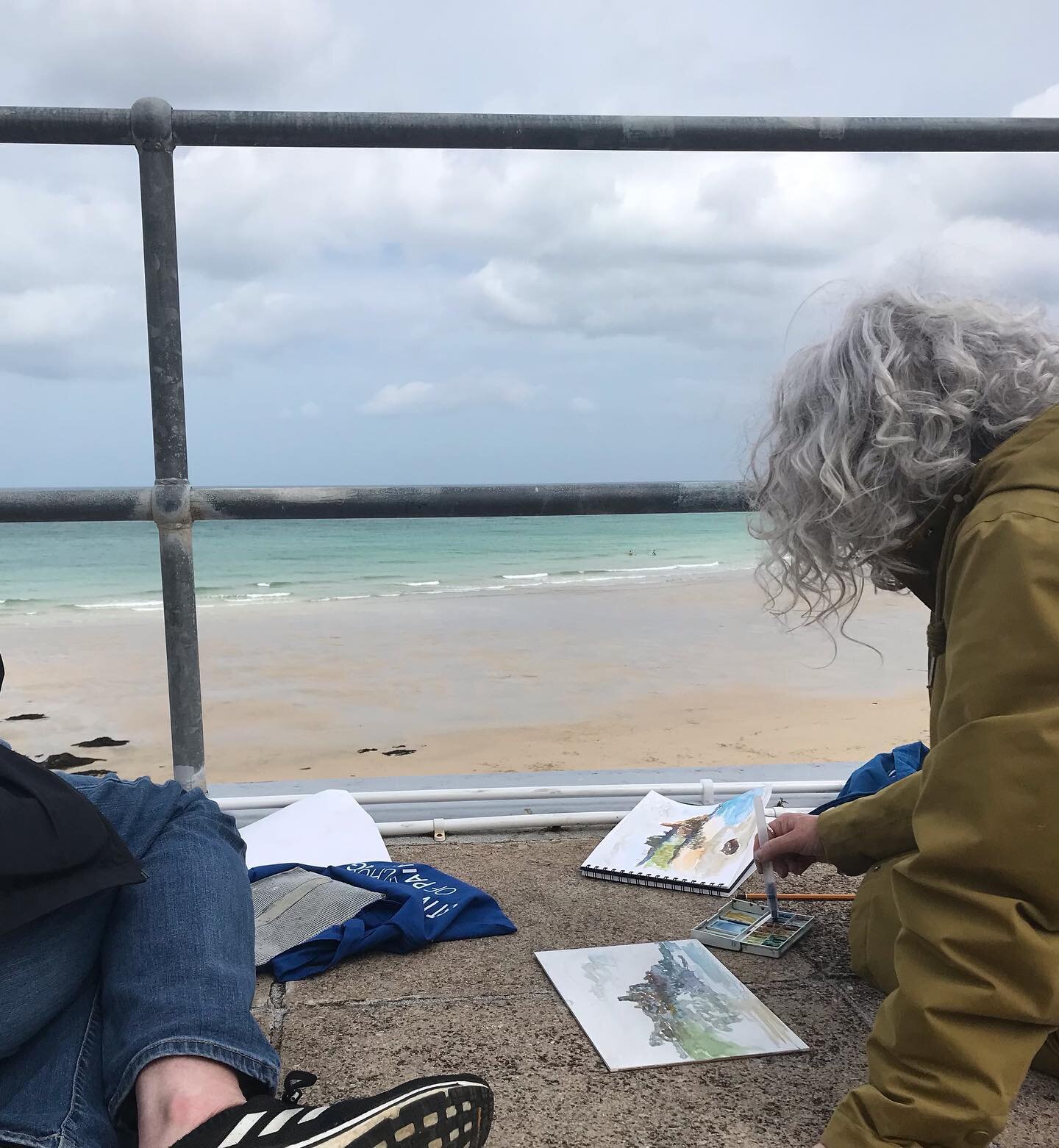 Gorgeous few days tutoring in St Ives this week.
My 3 day course &lsquo;Experimental Shoreline&rsquo; involves painting and drawing outside, mainly at Porthmeor beach as pictured here! (How gorgeous are those colours!!) 

Followed by lots of experime