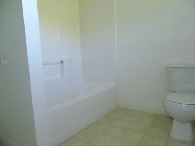 db_Bathroom_21.jpg