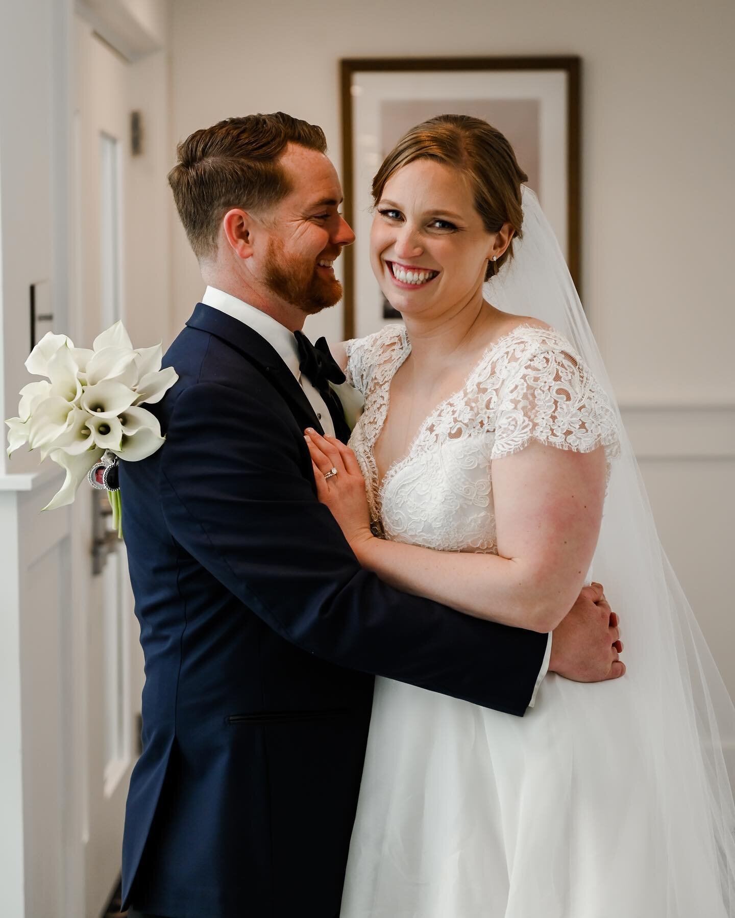 Introducing Mr and Mrs Sieger!! The rain couldn&rsquo;t spoil your beautiful wedding day. @bdurn15 you looked absolutely stunning, and @timmysiegs I loved your outfit change, you looked so dapper. Enjoy your honeymoon and thank you again for trusting