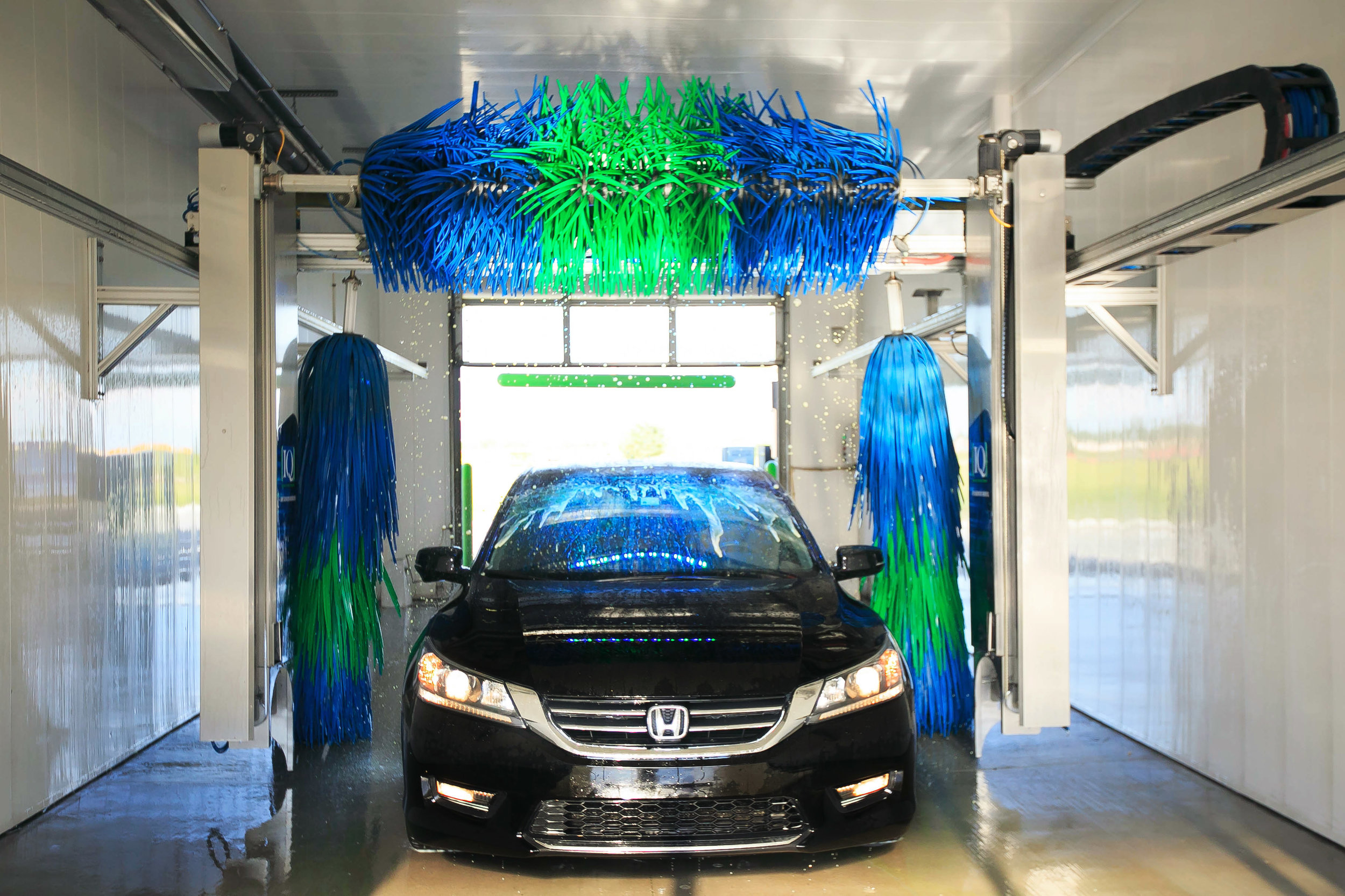 IQ Carwash -10.jpg