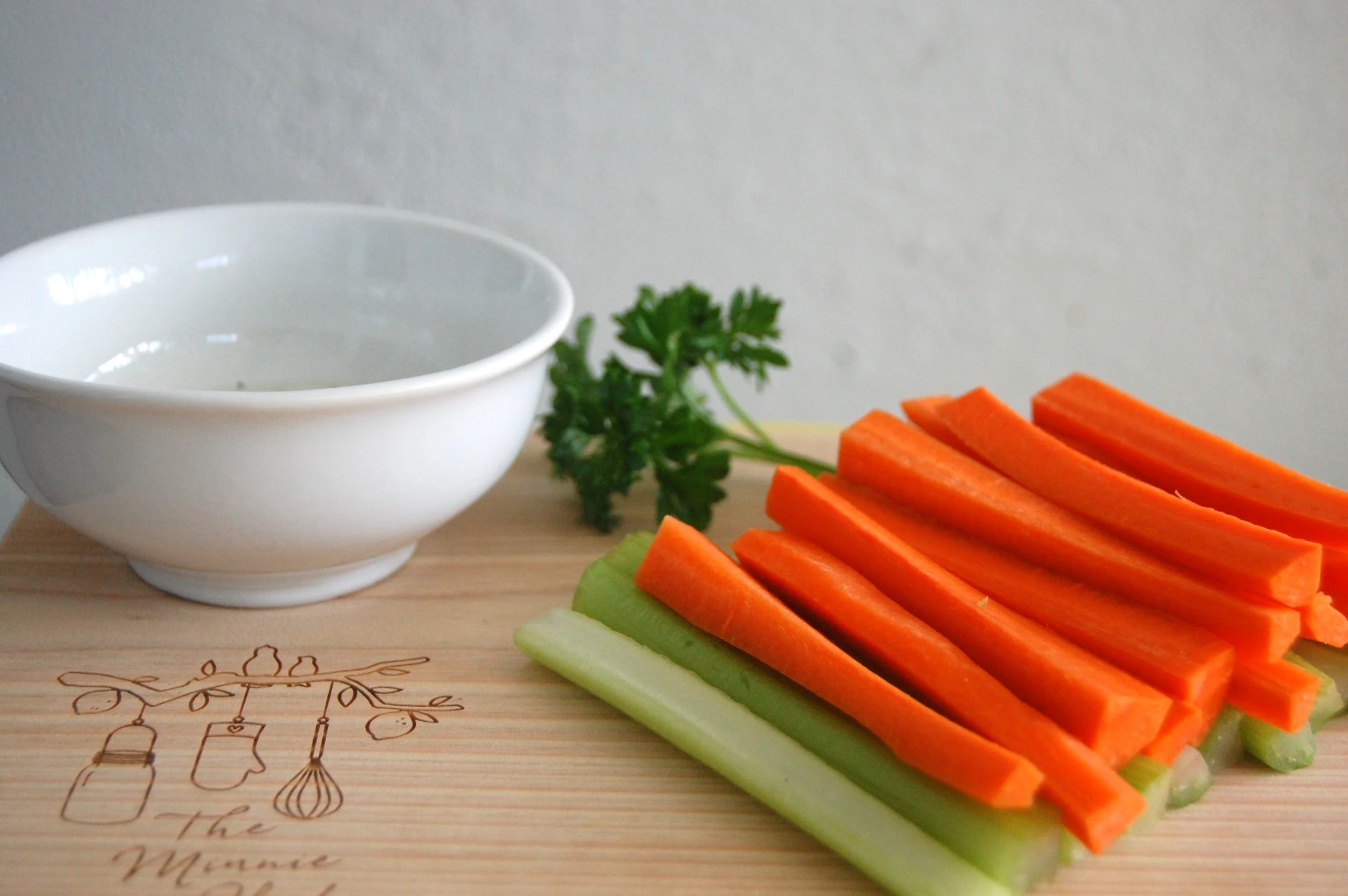 Veggie Sticks with Vegan Ranch Dip