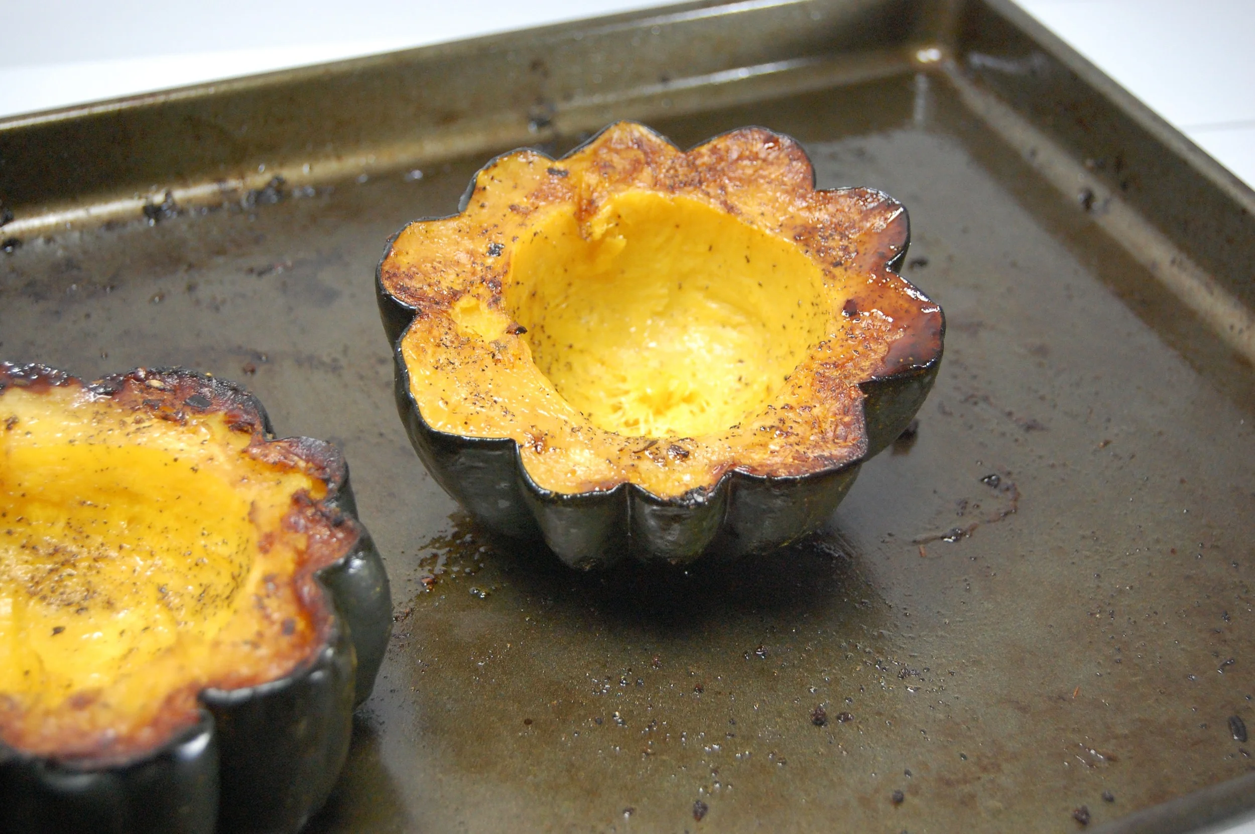 This gorgeous roasted acorn squash was just bursting with color and flavor. This is why I love fall so much! 
