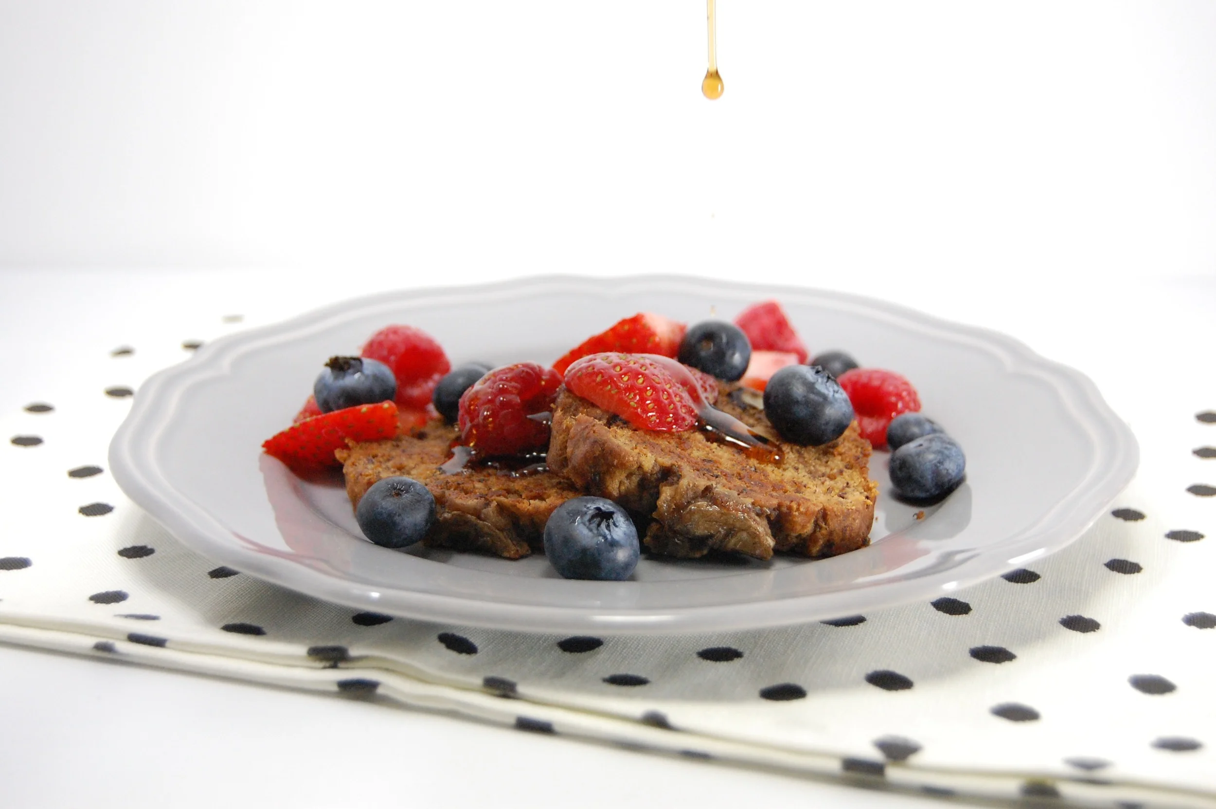 Now excuse me while I go slather this in syrup and devour this plate full of yumminess! 
