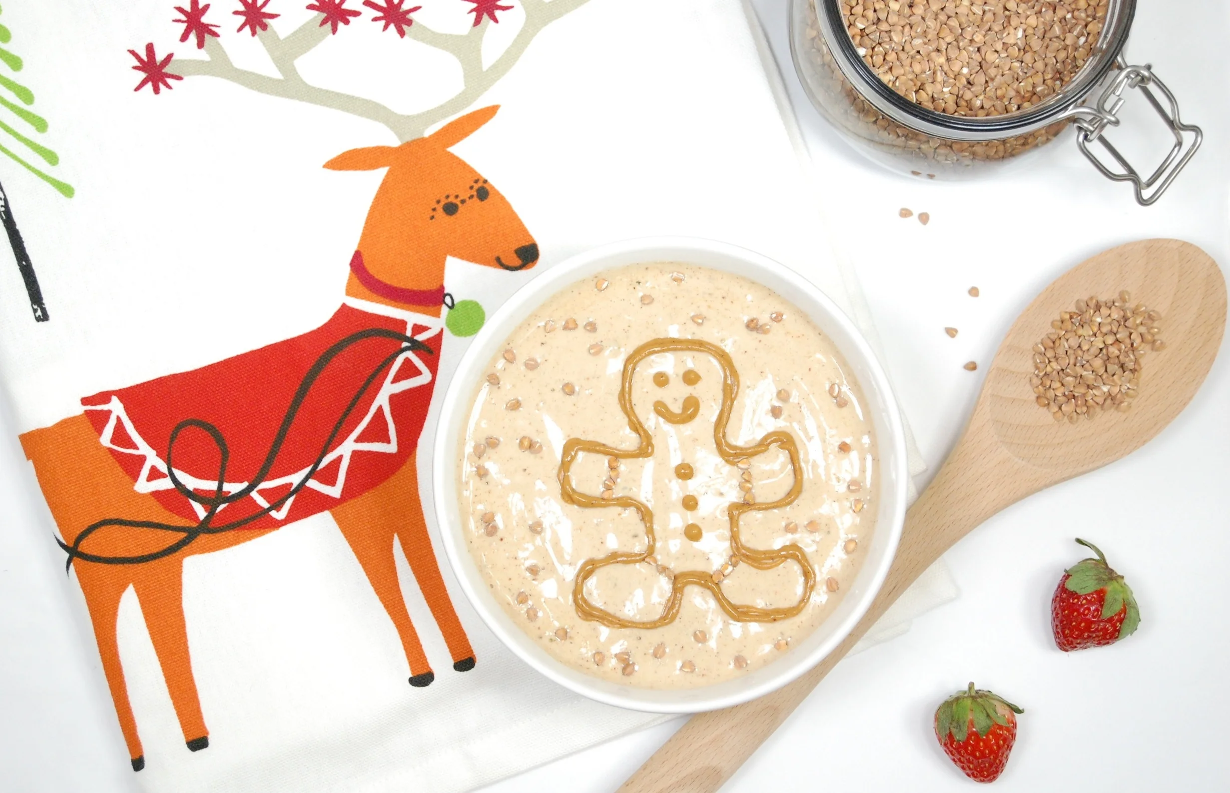 Gingerbread Smoothie Bowls
