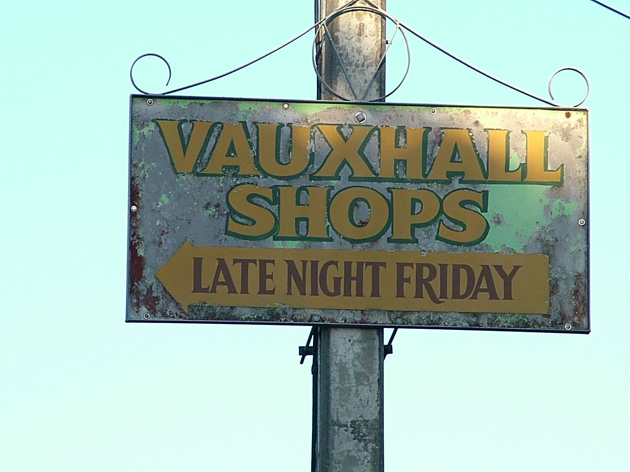 Vauxhall shops sign