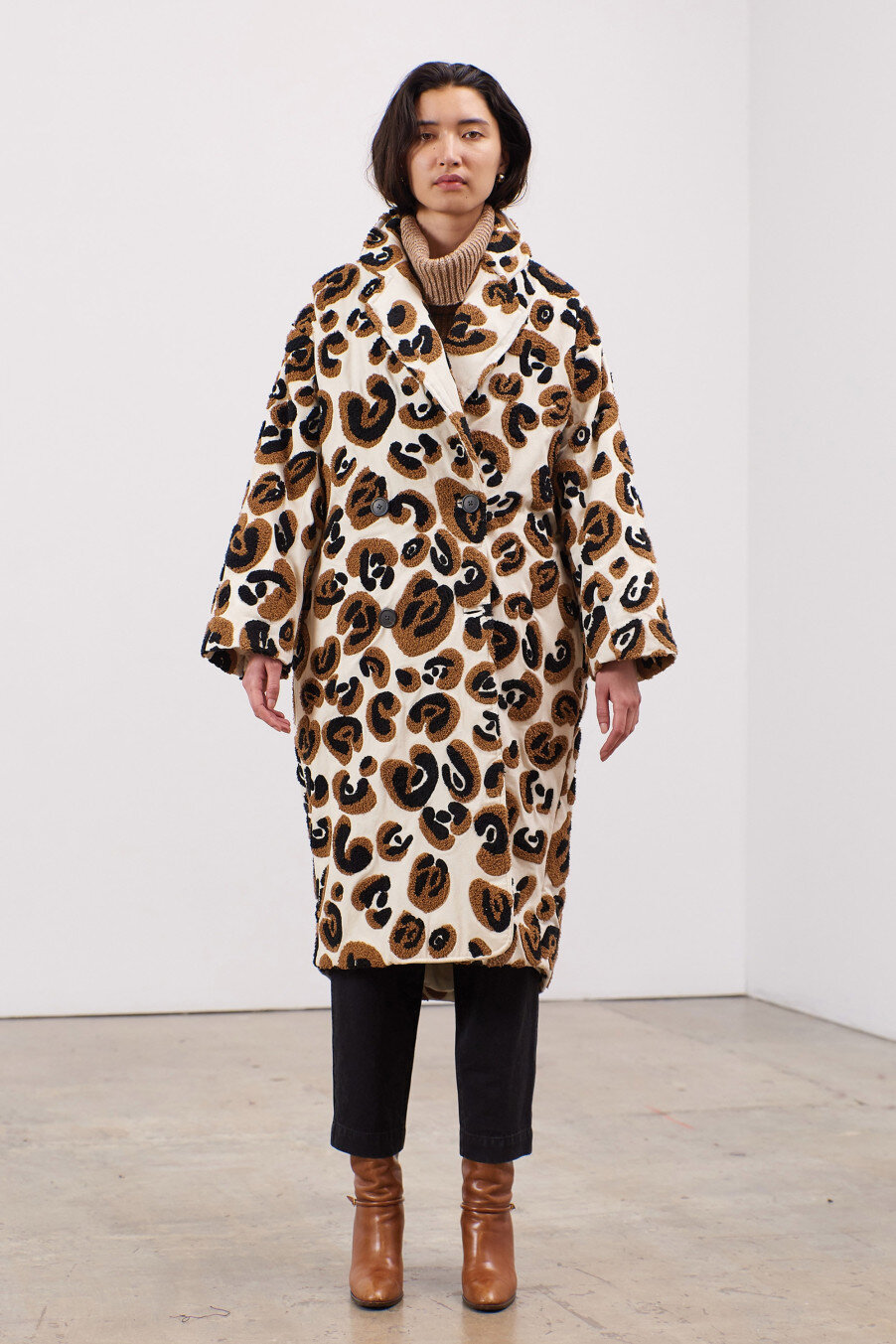 clementine-oversized-double-breasted-coat-leopard-embroidery.jpg