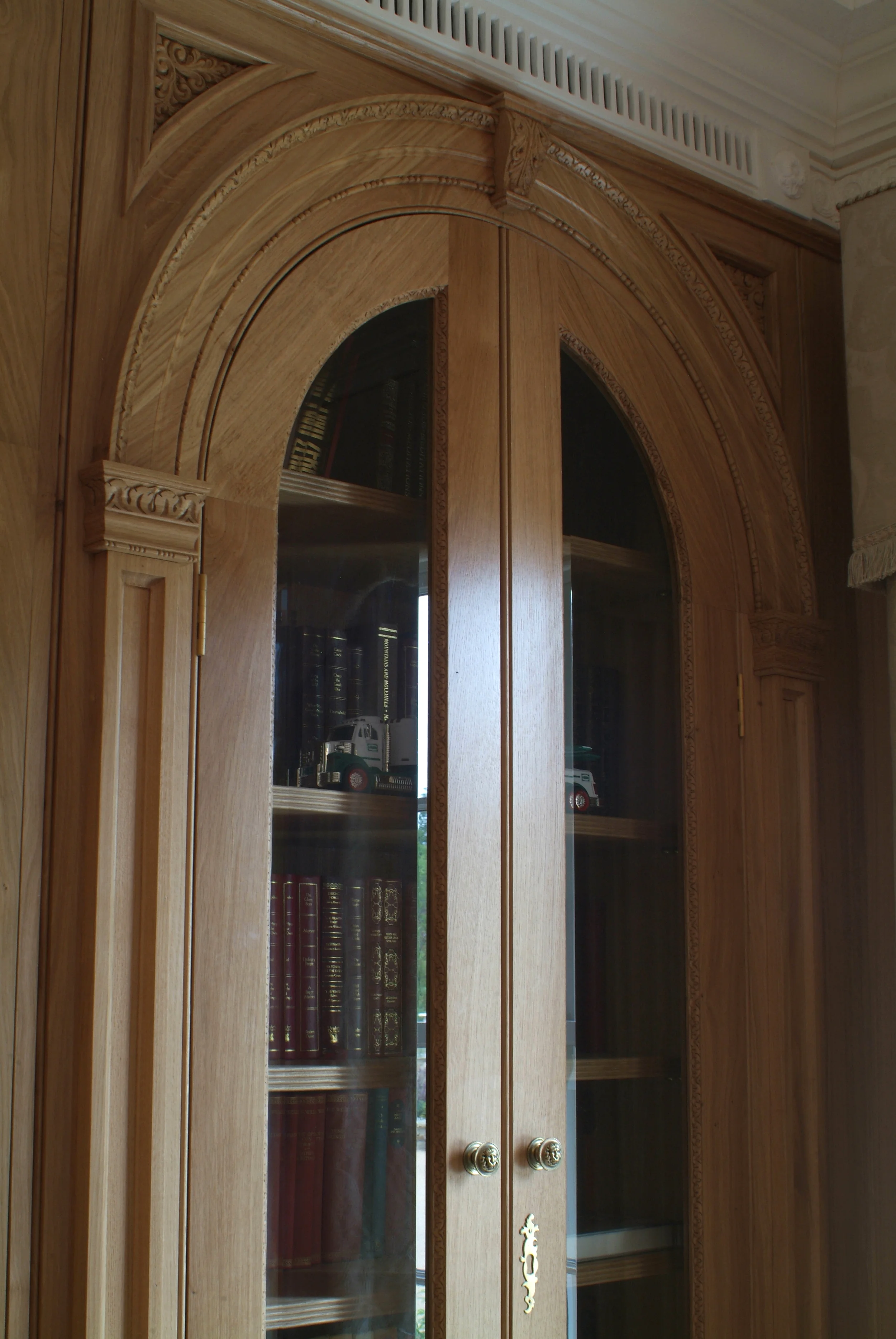 18th Century Style Library and Bedroom //Project 989