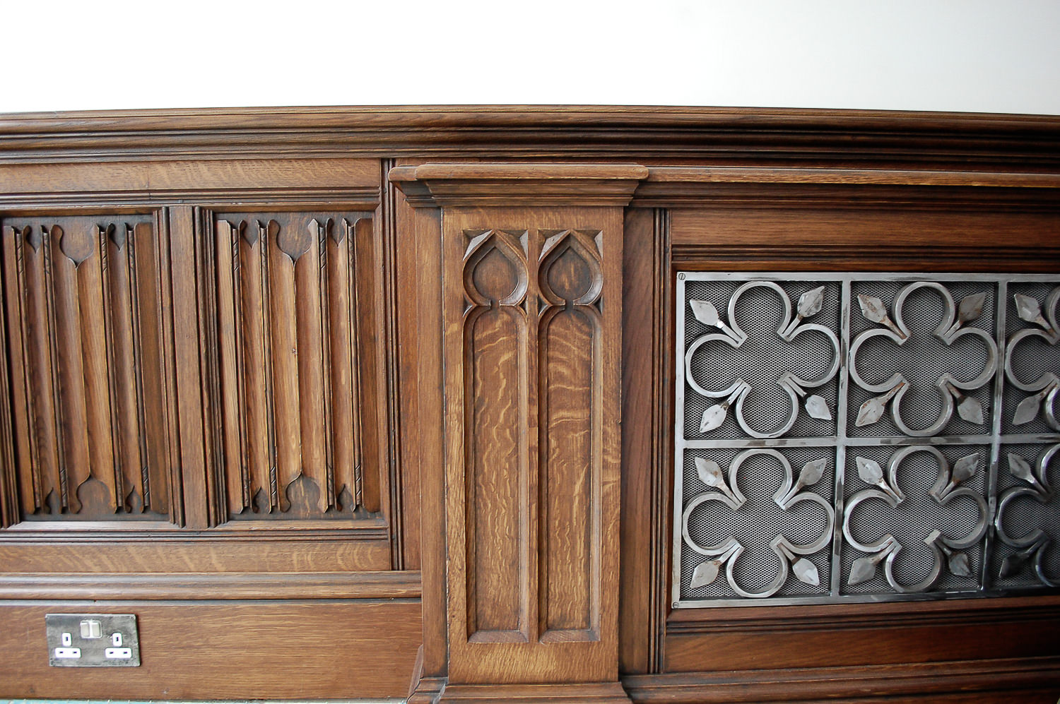 Gothic style linenfold wall panelling