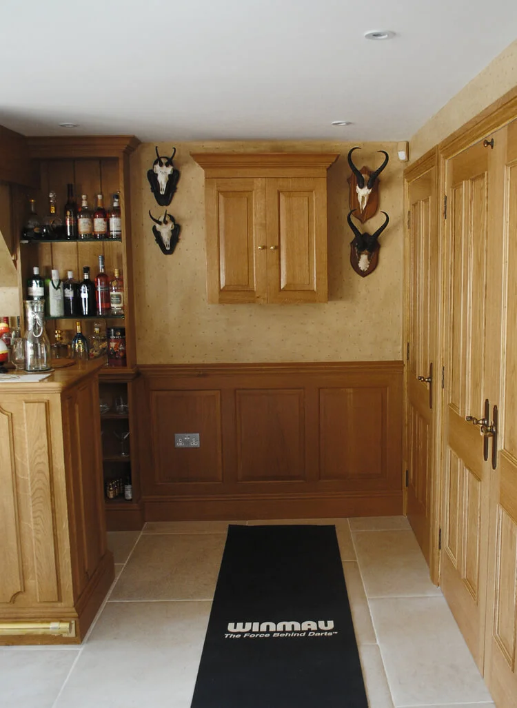 Light oak panelling in the bar area.jpg
