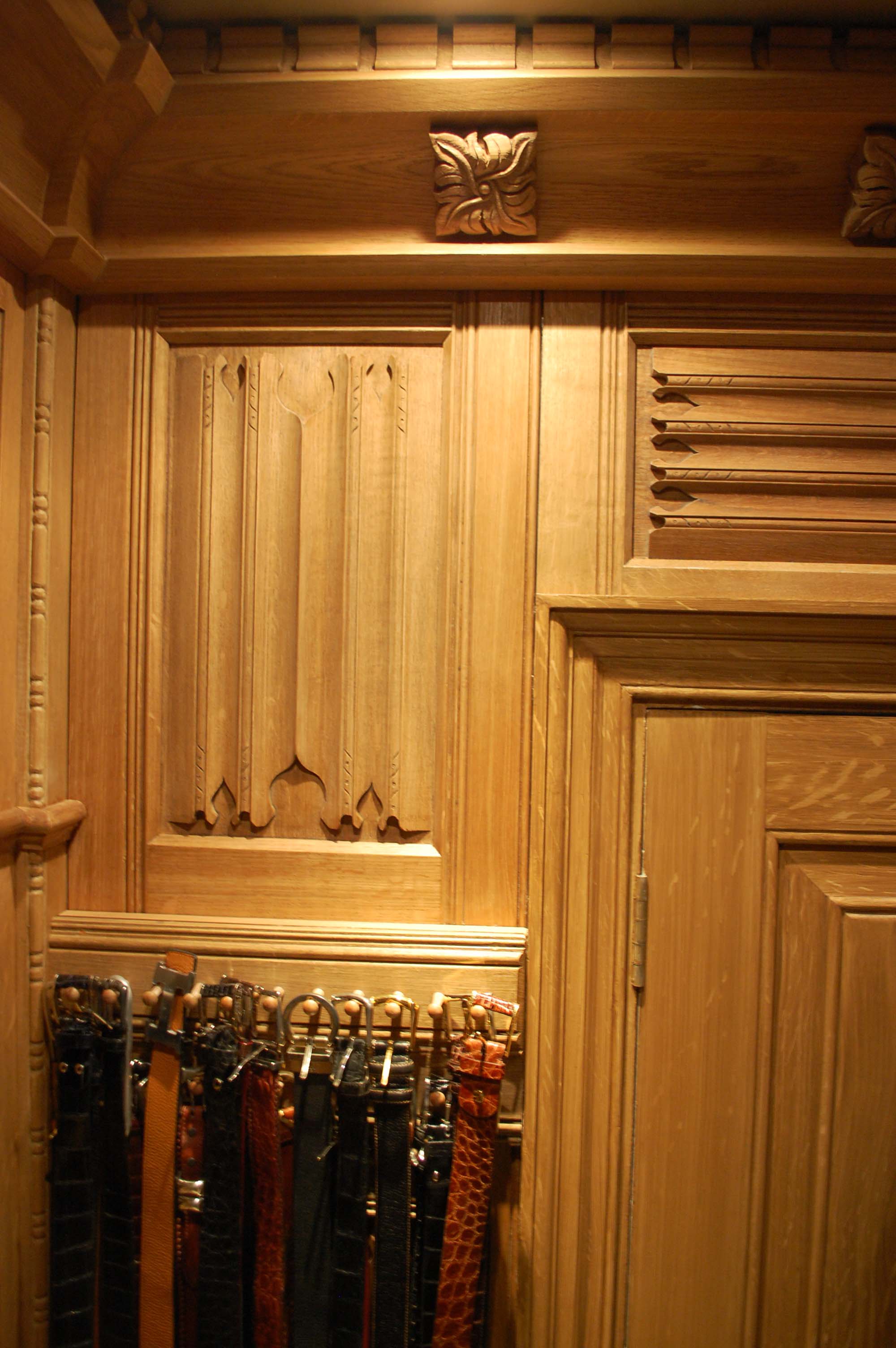 Decorative solid oak dressing room with Linefold oak panelling and large cornice.JPG