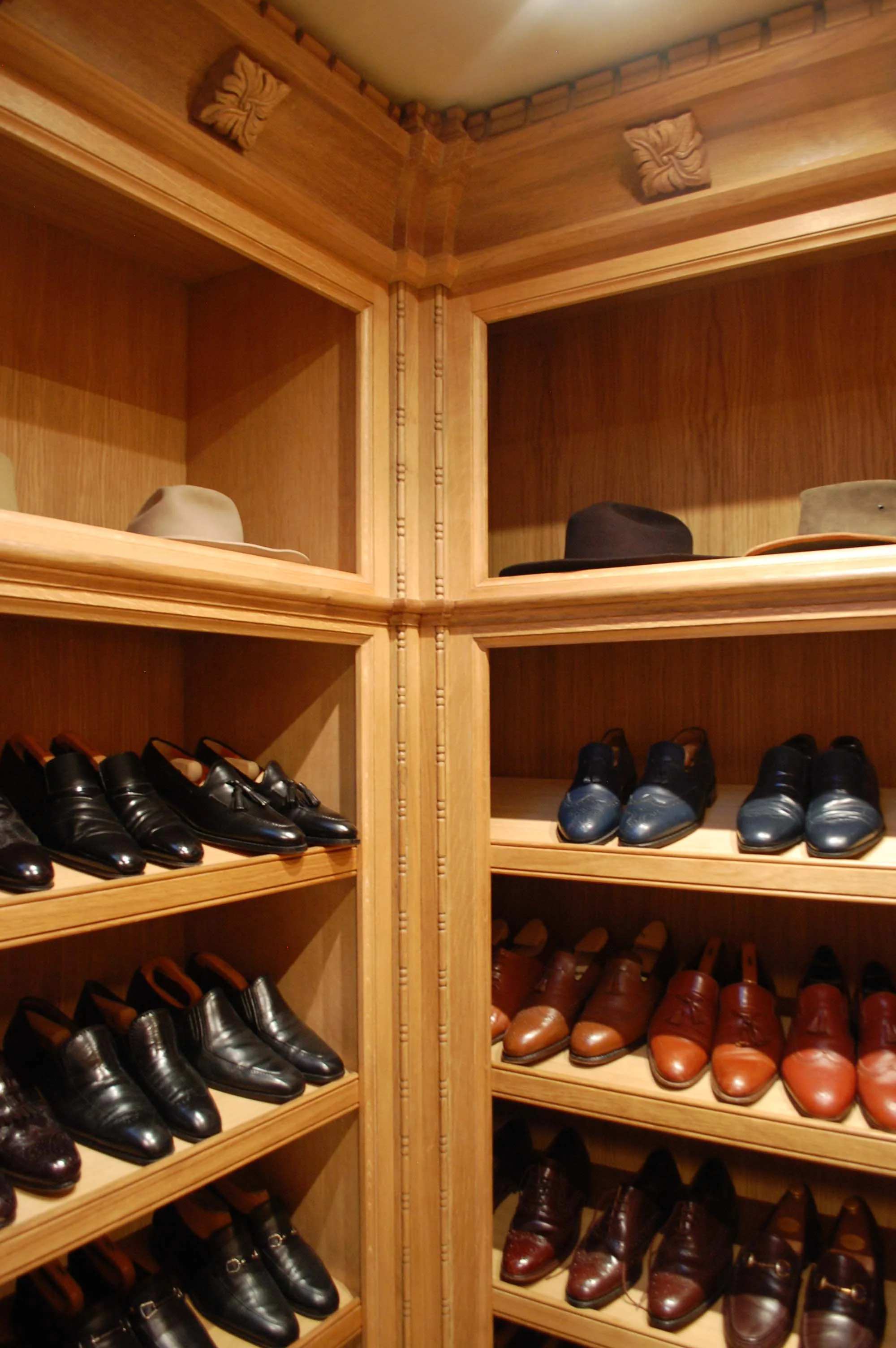 Oak shoe shelves a gentlemans bespoke Shoe room.JPG