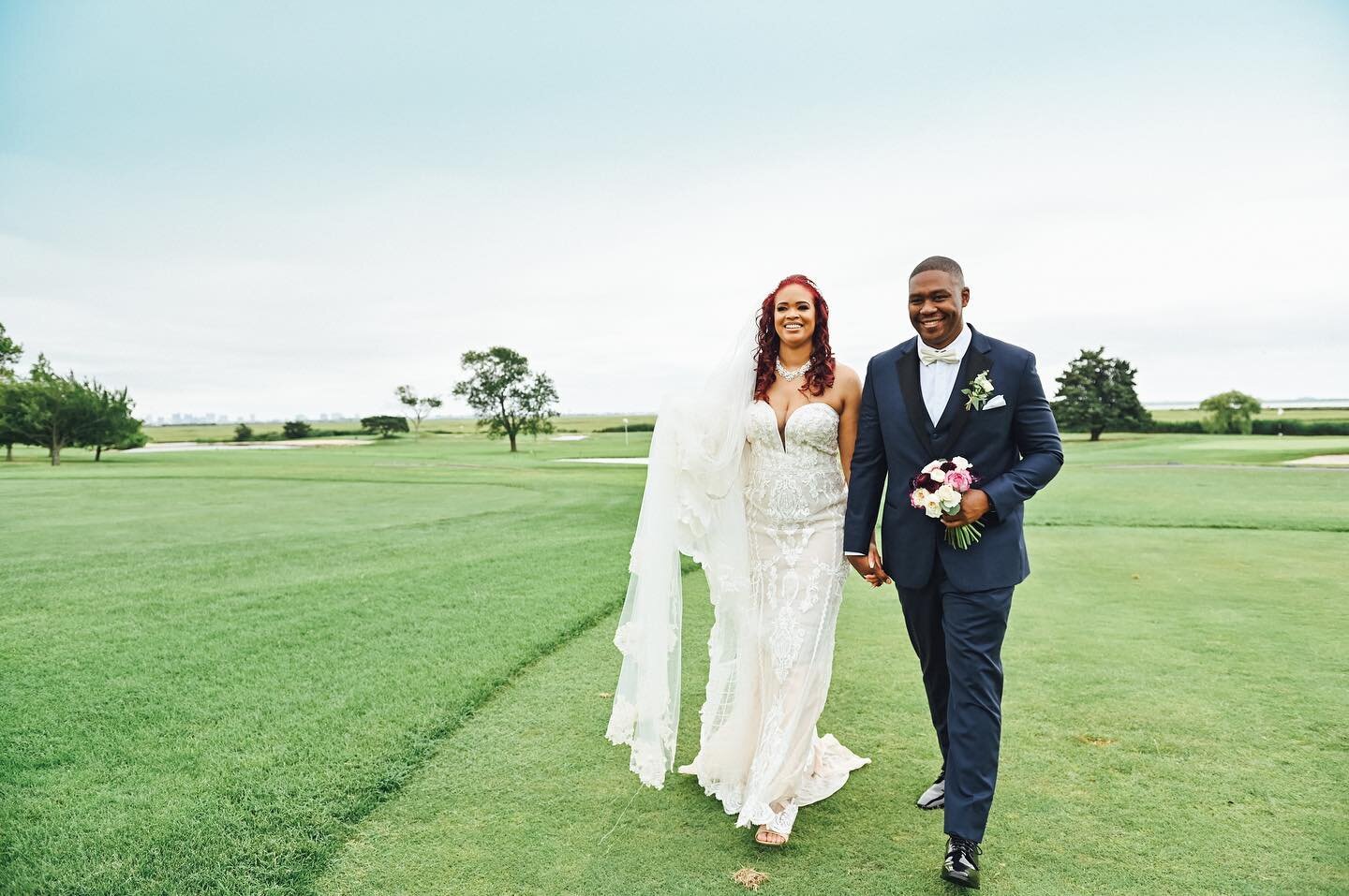 Deanna + Greg 🥰 your love for each other is so beautiful. Thank you for letting me into your lives. What a perfect day❤️ @deedeeanddesi @gdport33 #aislegowithdavenport @theflowercompanynj @ericanikolebeautybar #ido #love #southjerseyweddings @linwoo