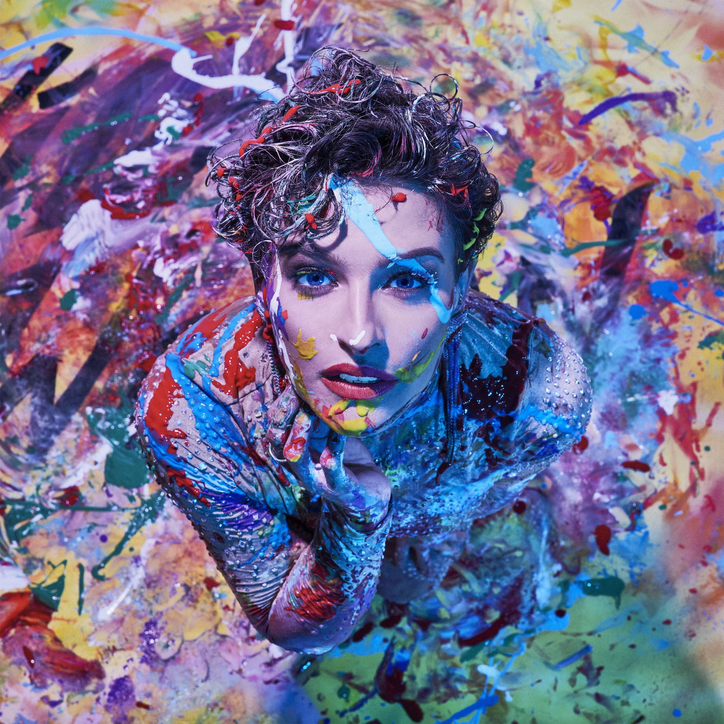 Lee Taylor_Cover_final_hi_res1x1.jpg