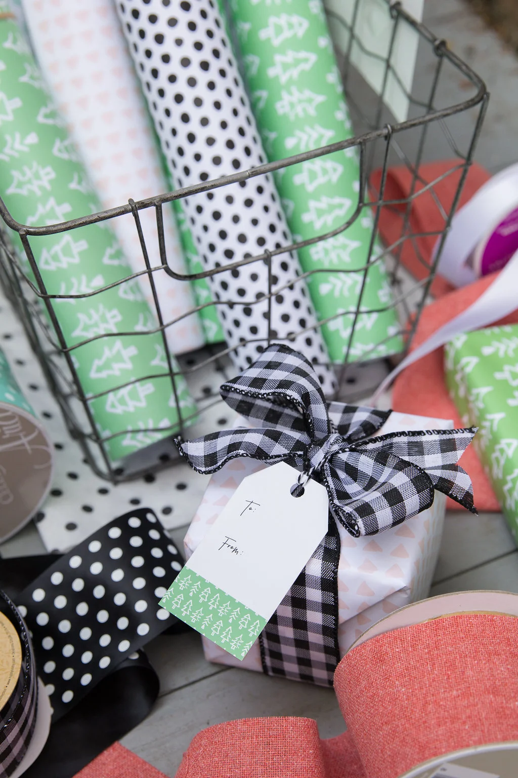 Spice Up Your Christmas Gift Wrapping!