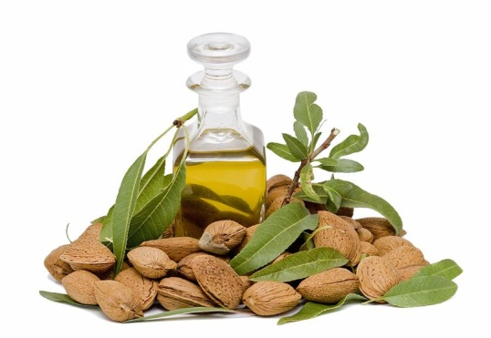 sweet almond oil image.png