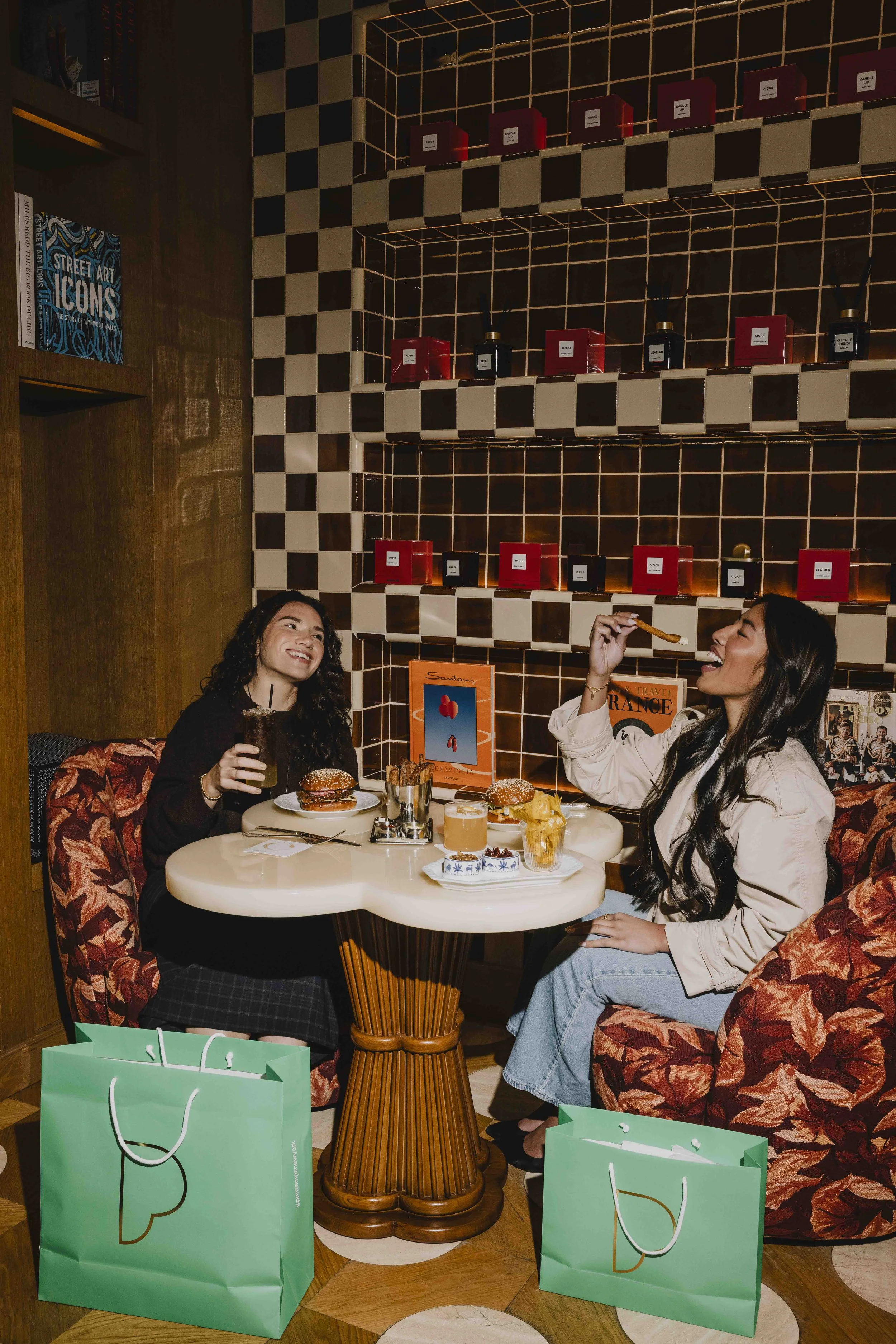 girls-eating-fries.jpg