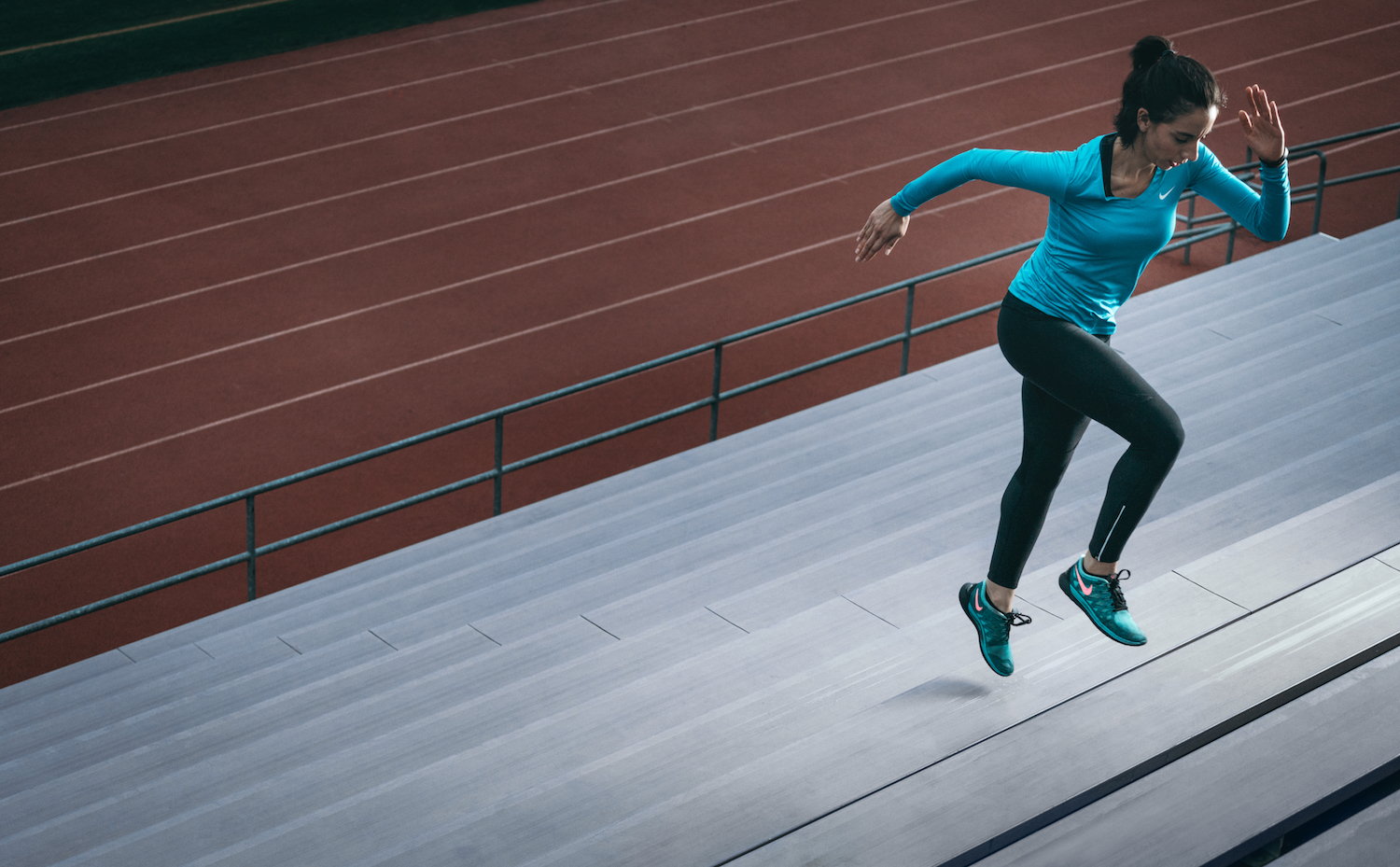 Start lightly and build your way up to lose weight while still protecting your knees from pain