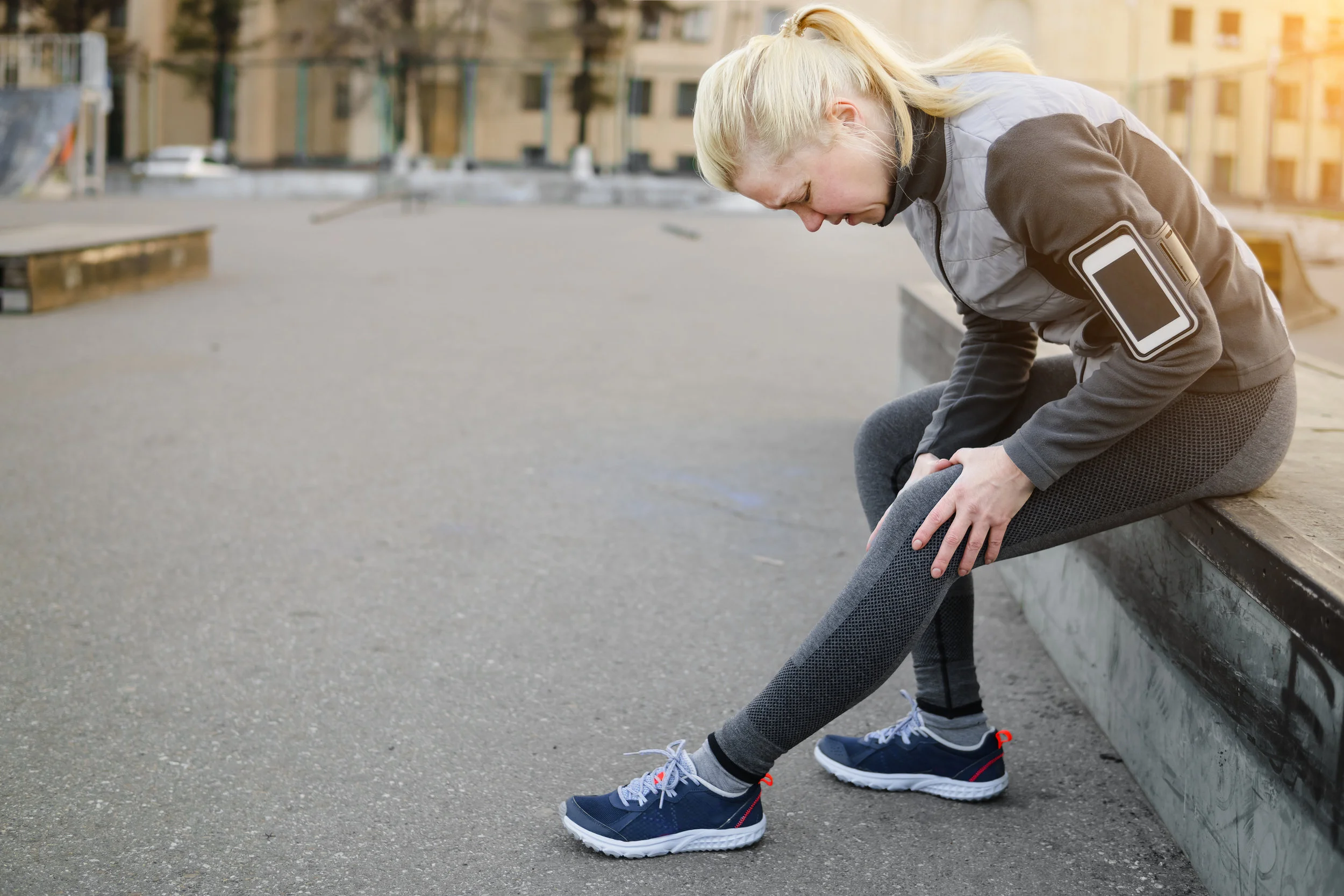 When Should You see a Doctor For Knee Pain? Here are 5 good reasons.