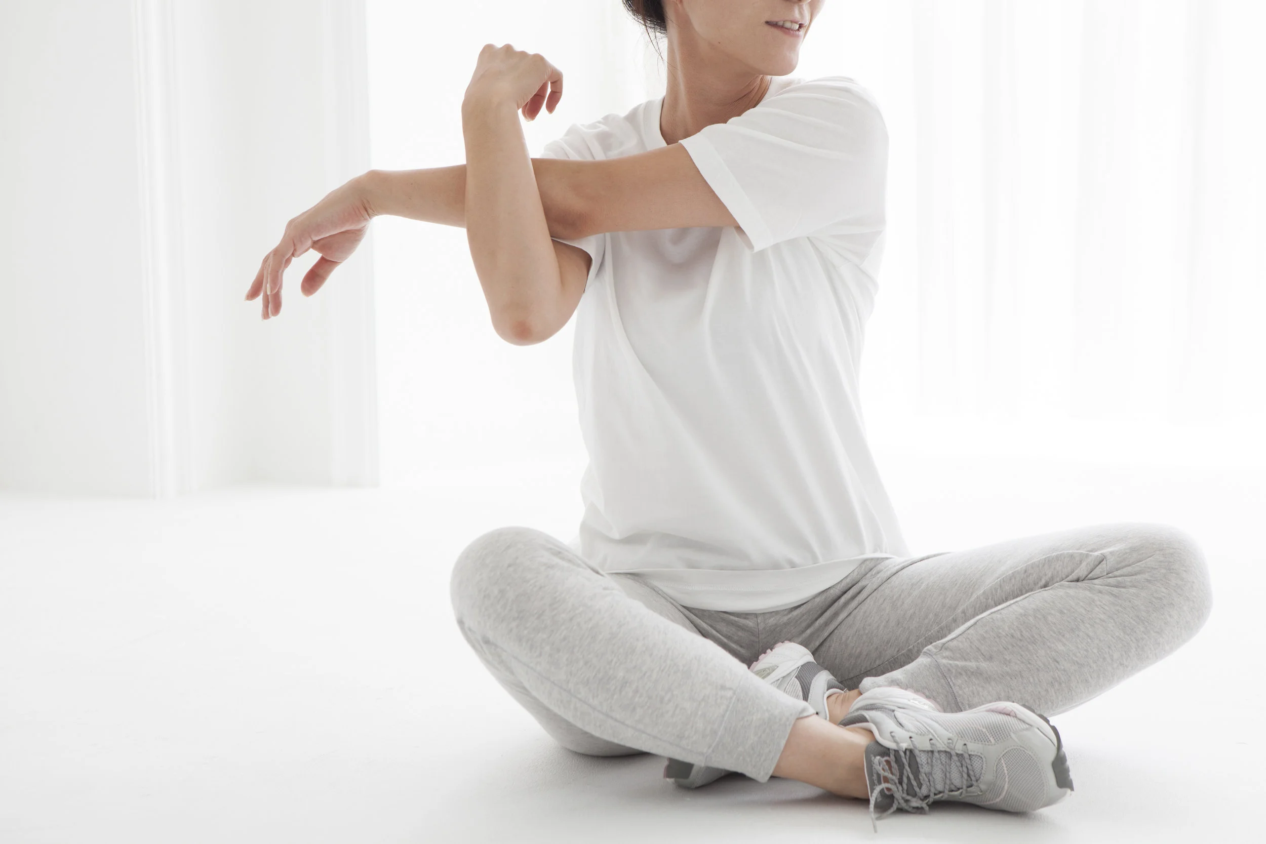 joint-pain-stretch.jpeg