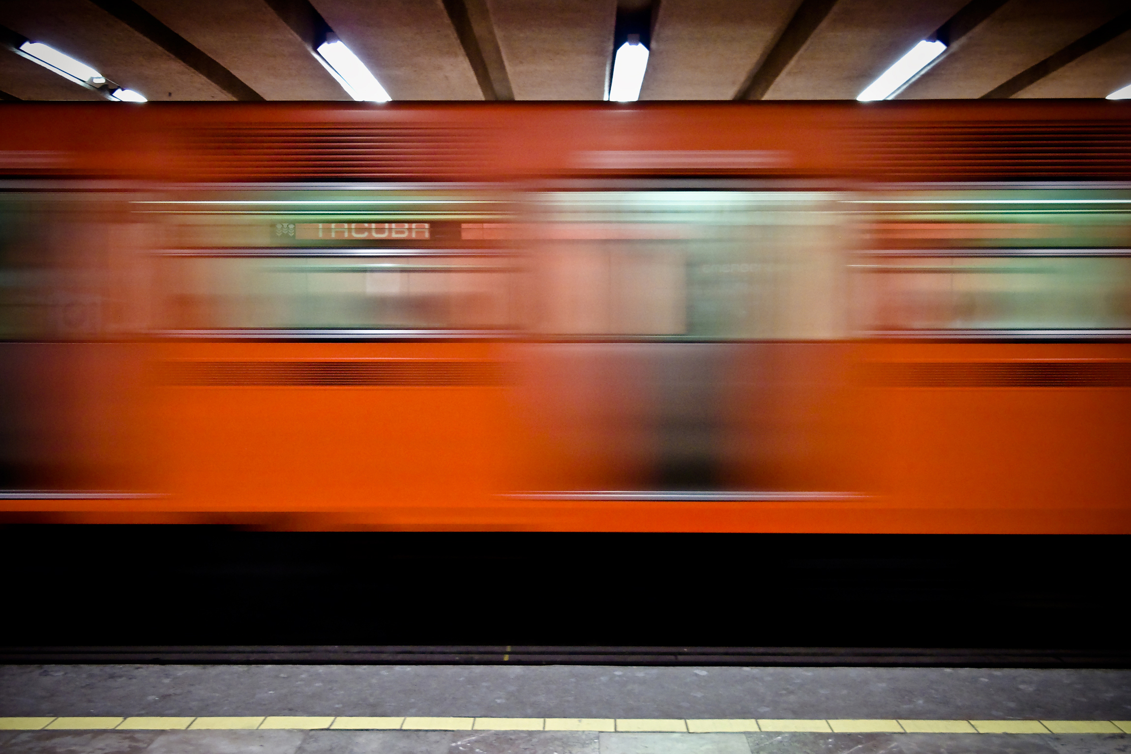 Metro Tacuba