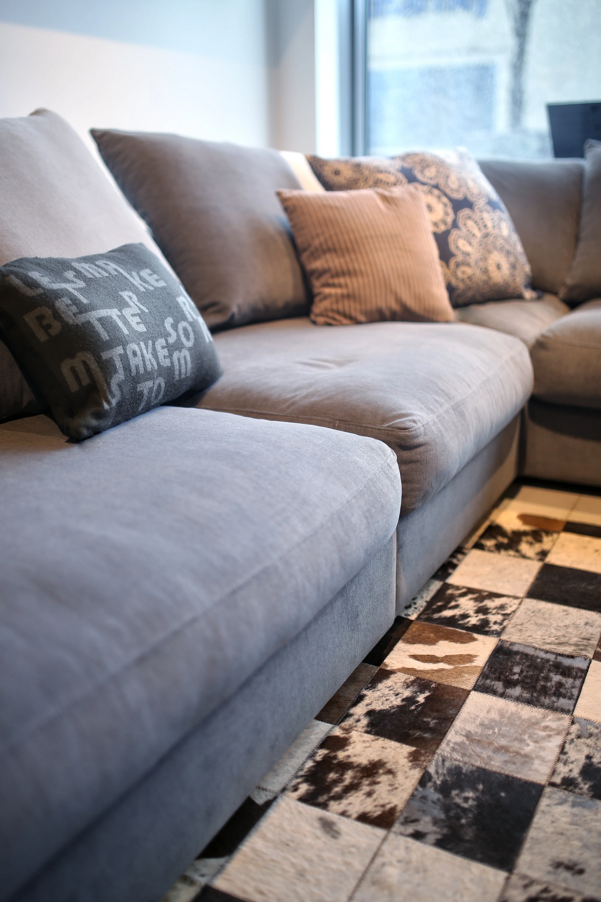 design-home-interior-couch.jpg