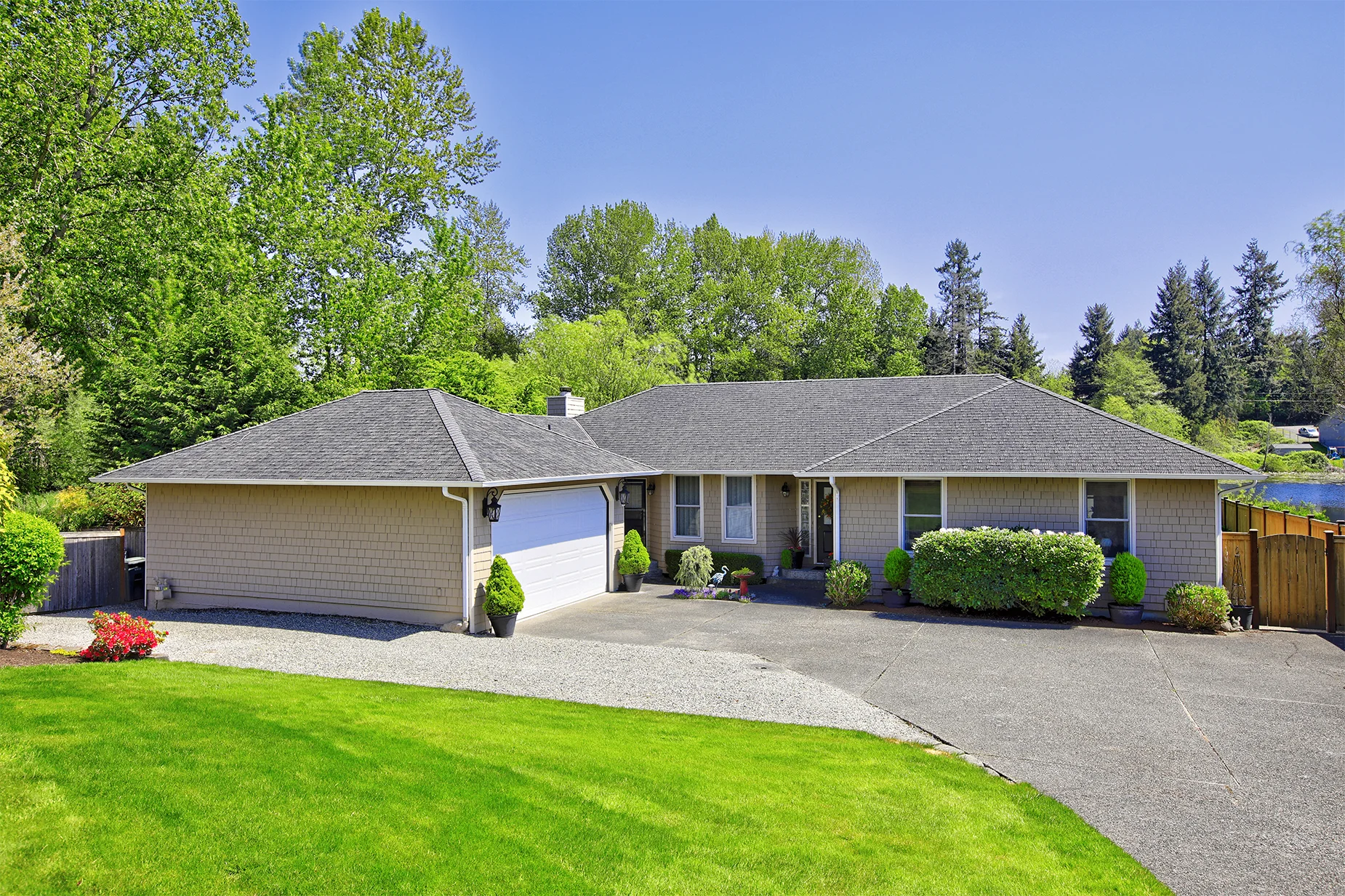 may2.lori.edgewood.2.MLS.jpg