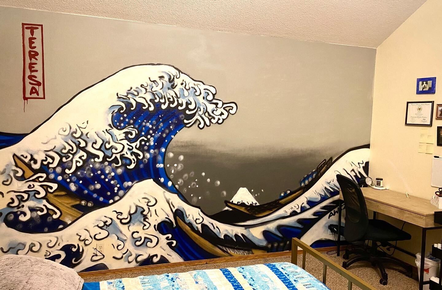 Every storm runs out of rain &hellip; 

freehand spray paint study of Hokusai - The Great Wave 🌊 

#awez #wf