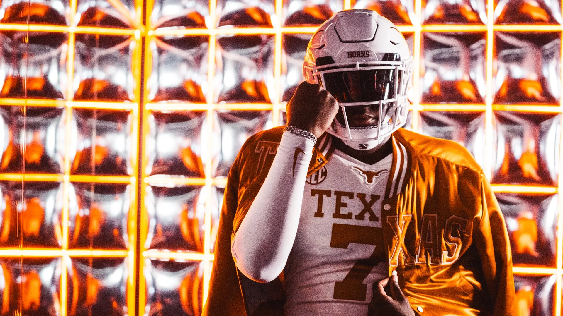 utfootball_coverimage.jpg
