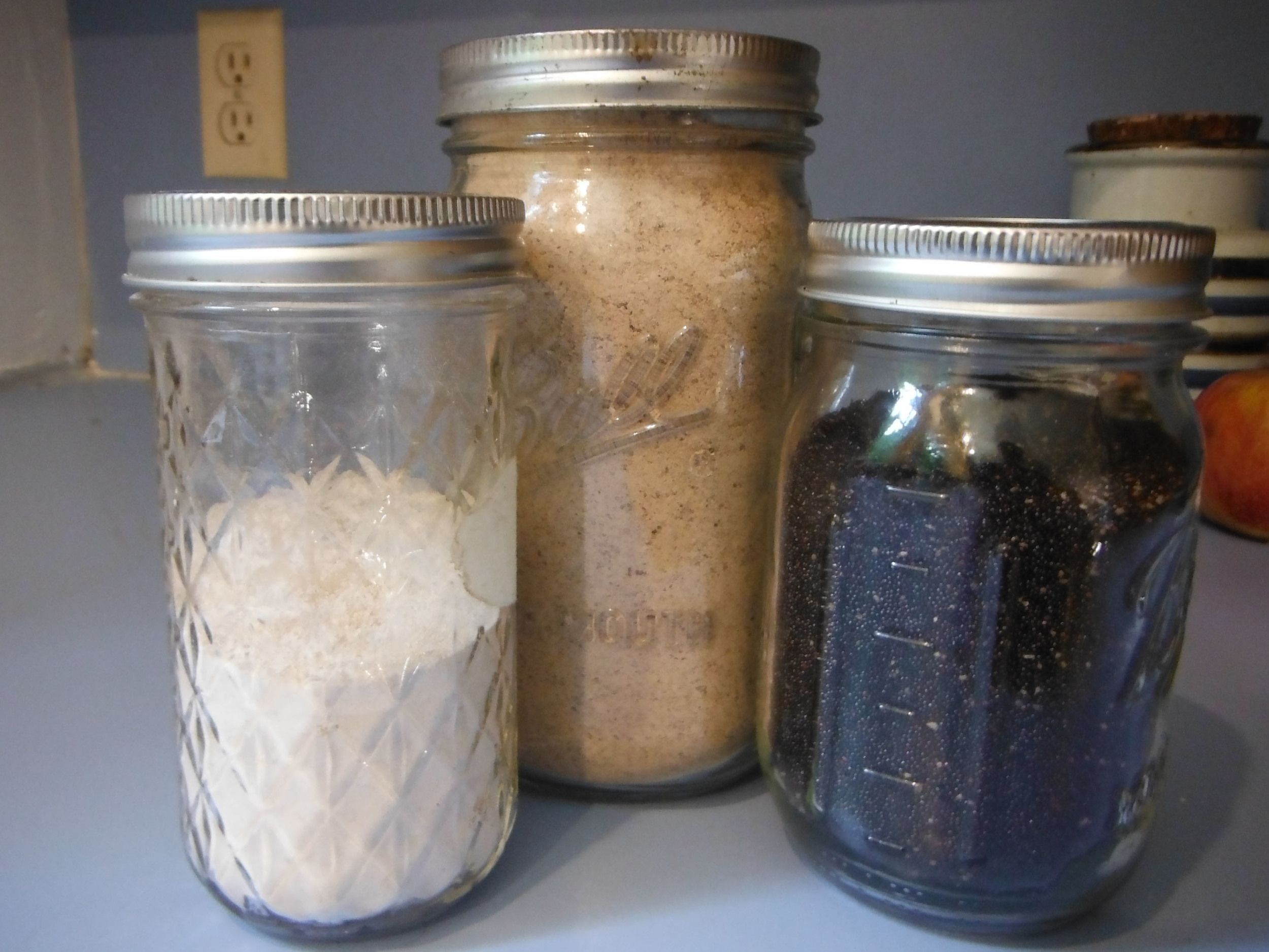 Cattail Flour, Acorn Flour & Wild Amaranth