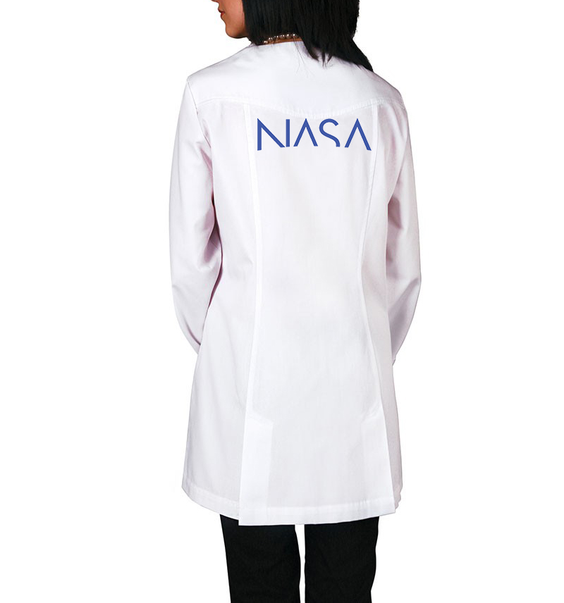 Aside from the brandguide book I also created applications such as t-shirts, hats and a lab coat. 