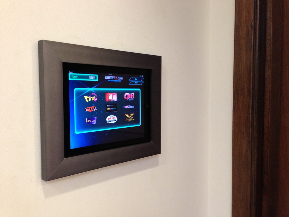SmartZone+smart+home+solution-ipad+control+radio+media.jpeg