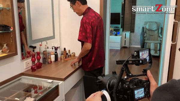 magic mirror gif.gif