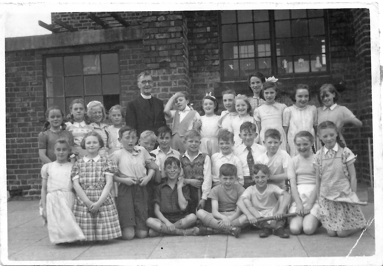 Class photo 1.jpeg