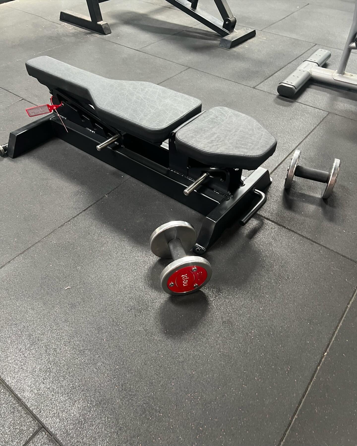 Just added another Quality @watsongymequipment an Adjustable Pakulski Bench. Thanks @_nick_pang from @watsongymaus for making it happen so effortlessly 🙏. #health #fitness #fit #fitnessmodel #fitnessaddict #fitspo #workout #bodybuilding #cardio #gym