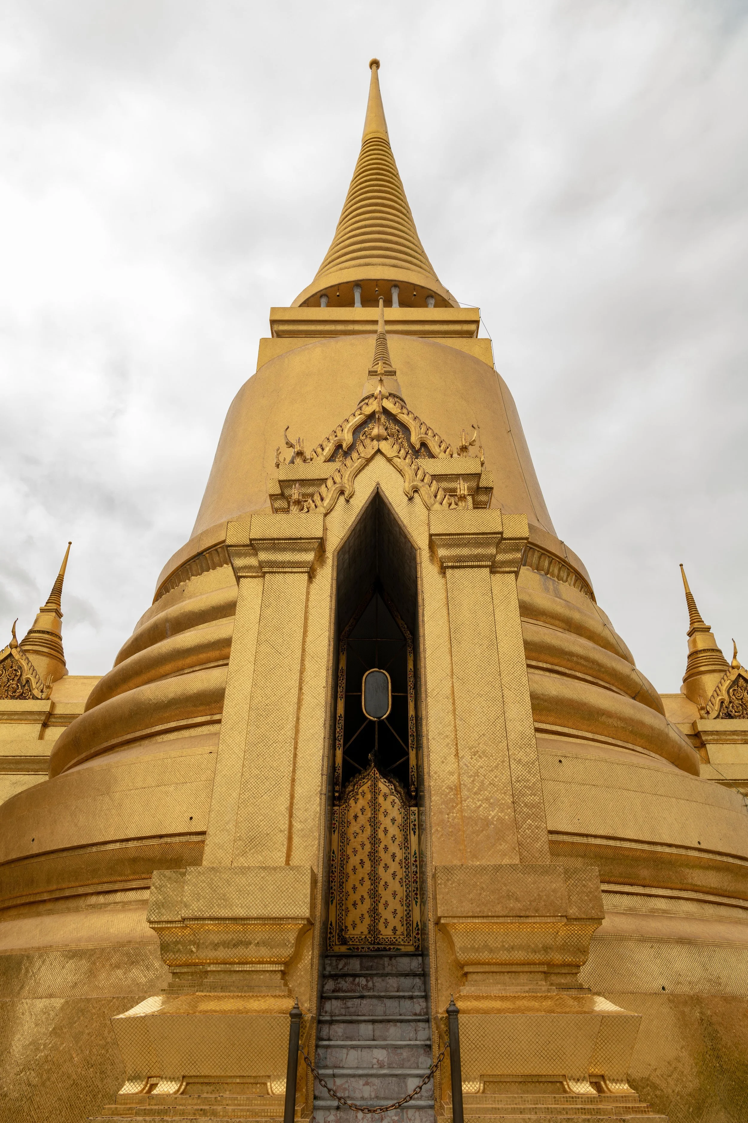 Phra Si Rattana Chedi