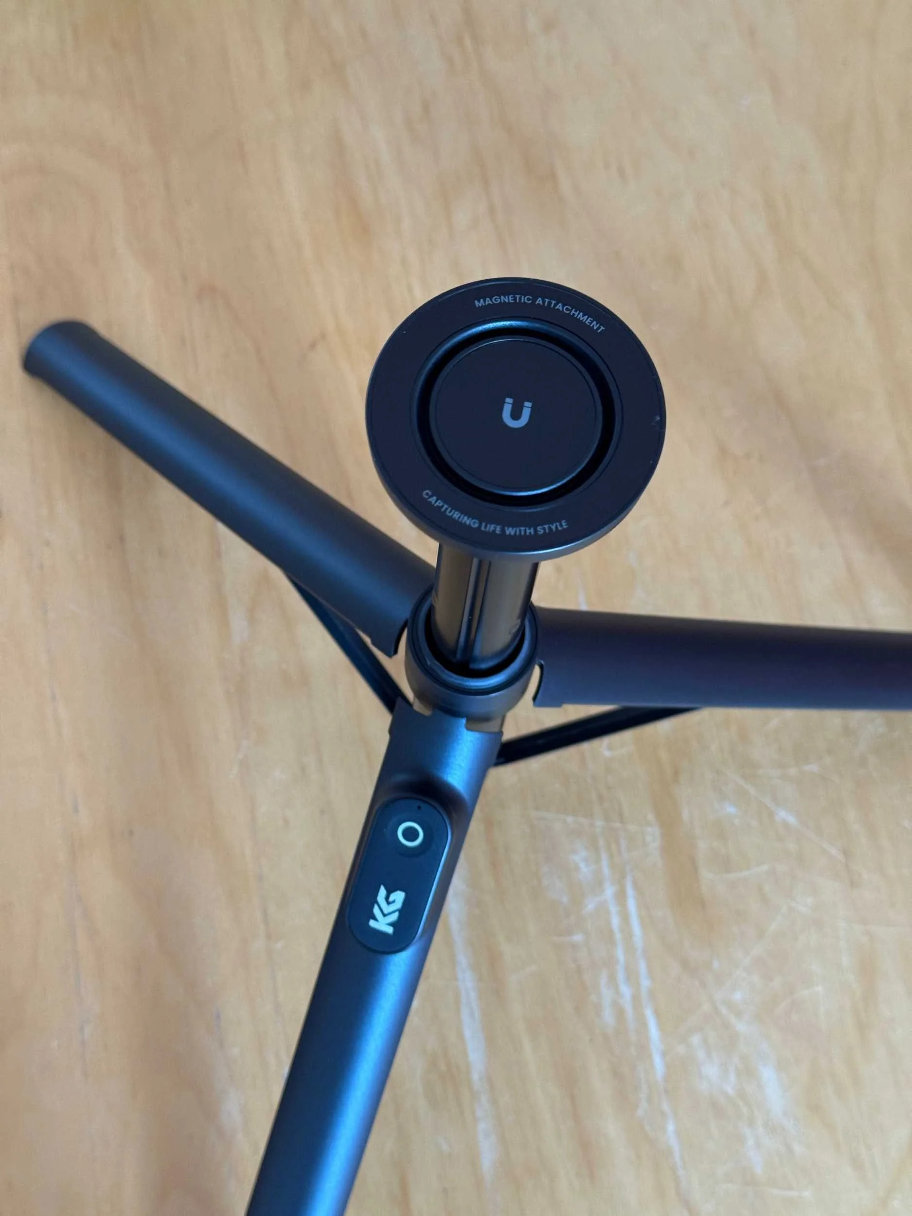 JustTap Magnetic Phone Tripod_8338 (1).jpg
