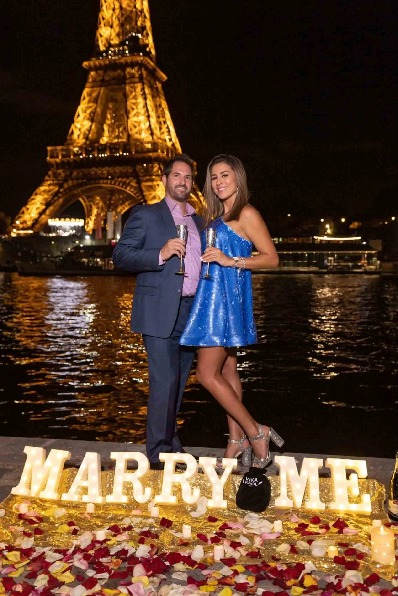 Paris Proposal Photographer: Why Night Sessions Beat Sunset Every Time