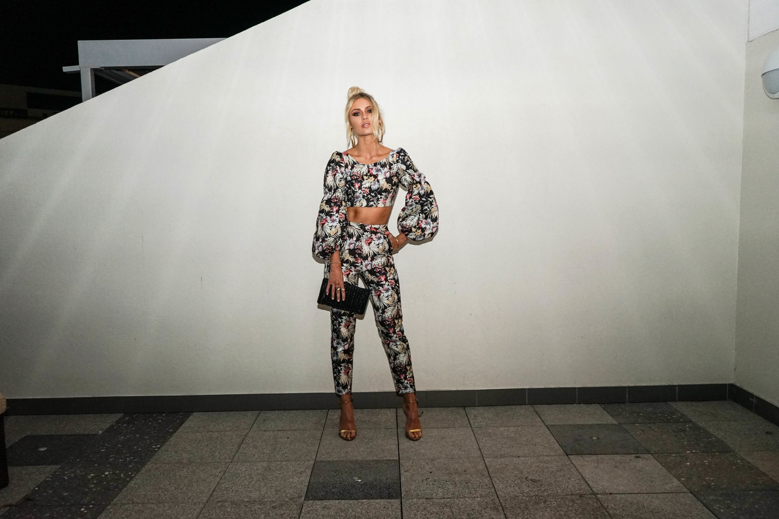 ELYSE KNOWLES LOGIES 2018 34.jpg