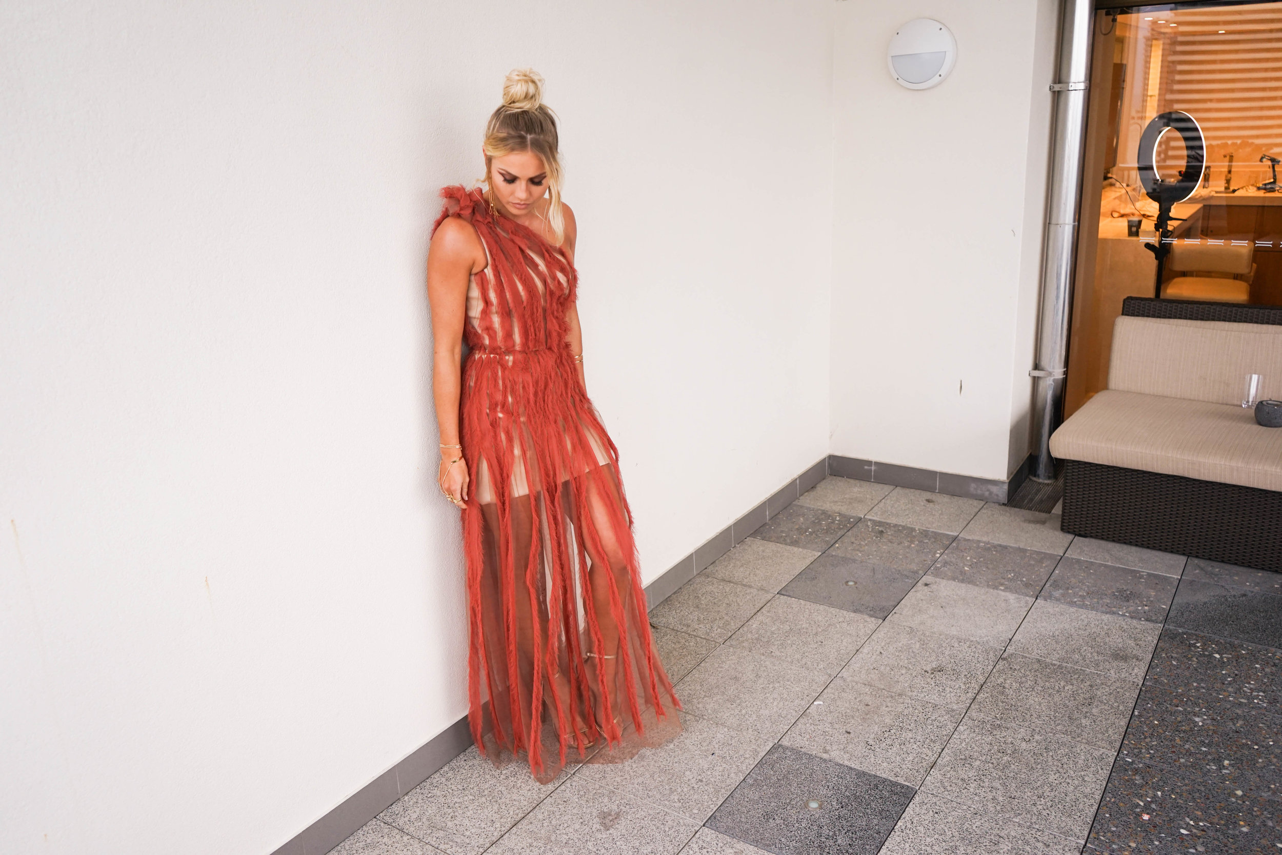 ELYSE KNOWLES LOGIES 2018 14.jpg